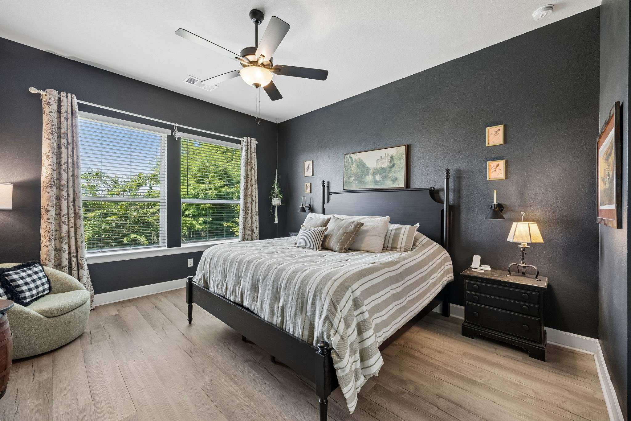 2232 Robin Way