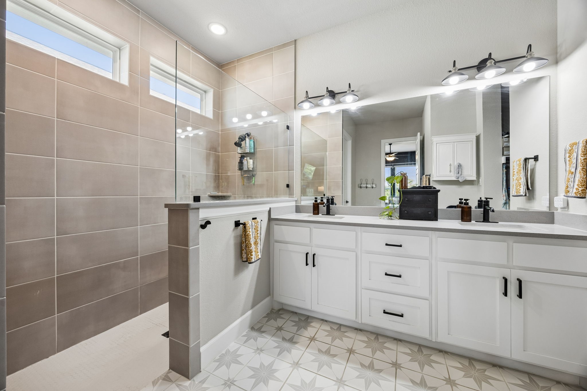 2232 Robin Way
