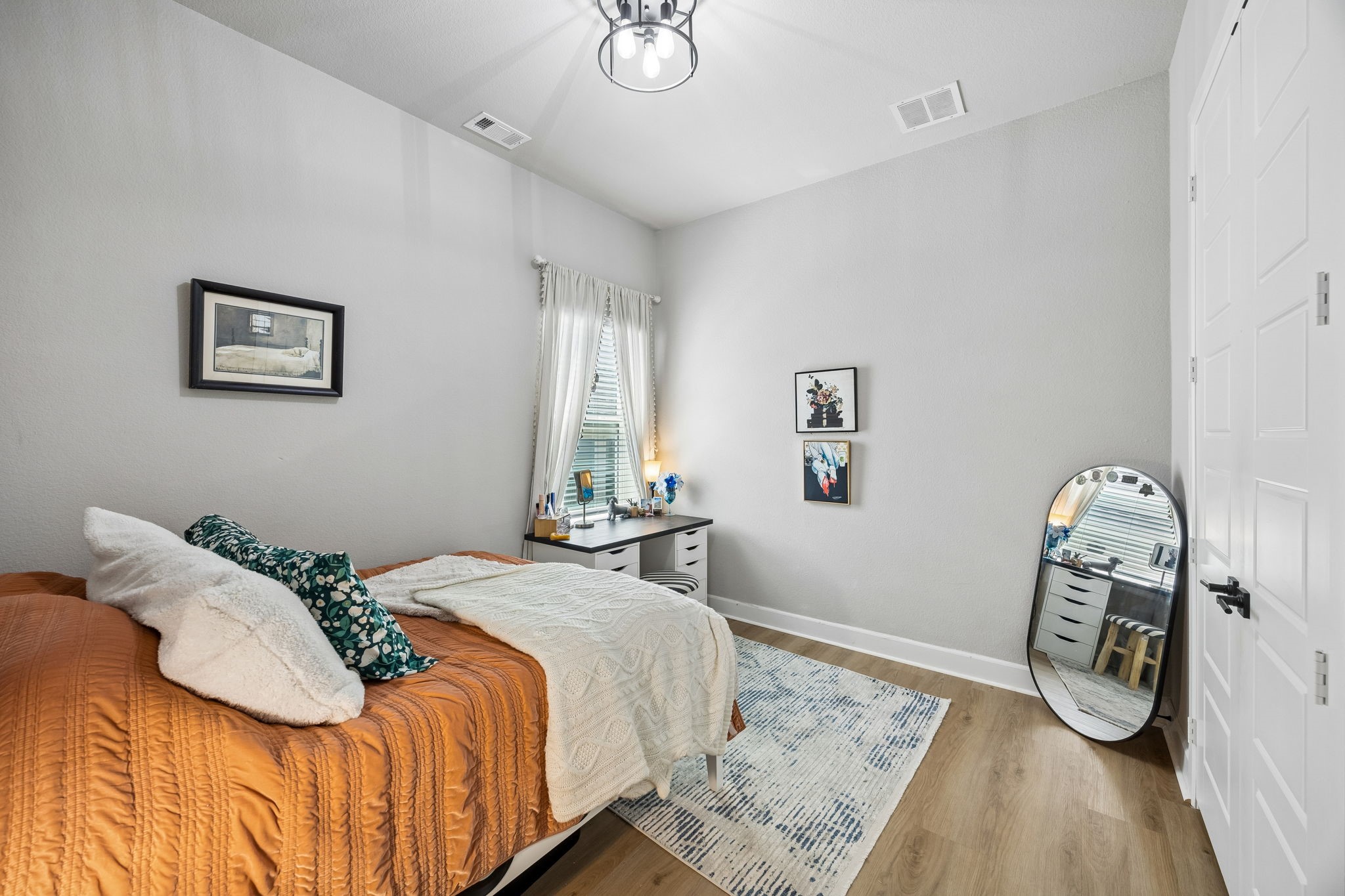 2232 Robin Way