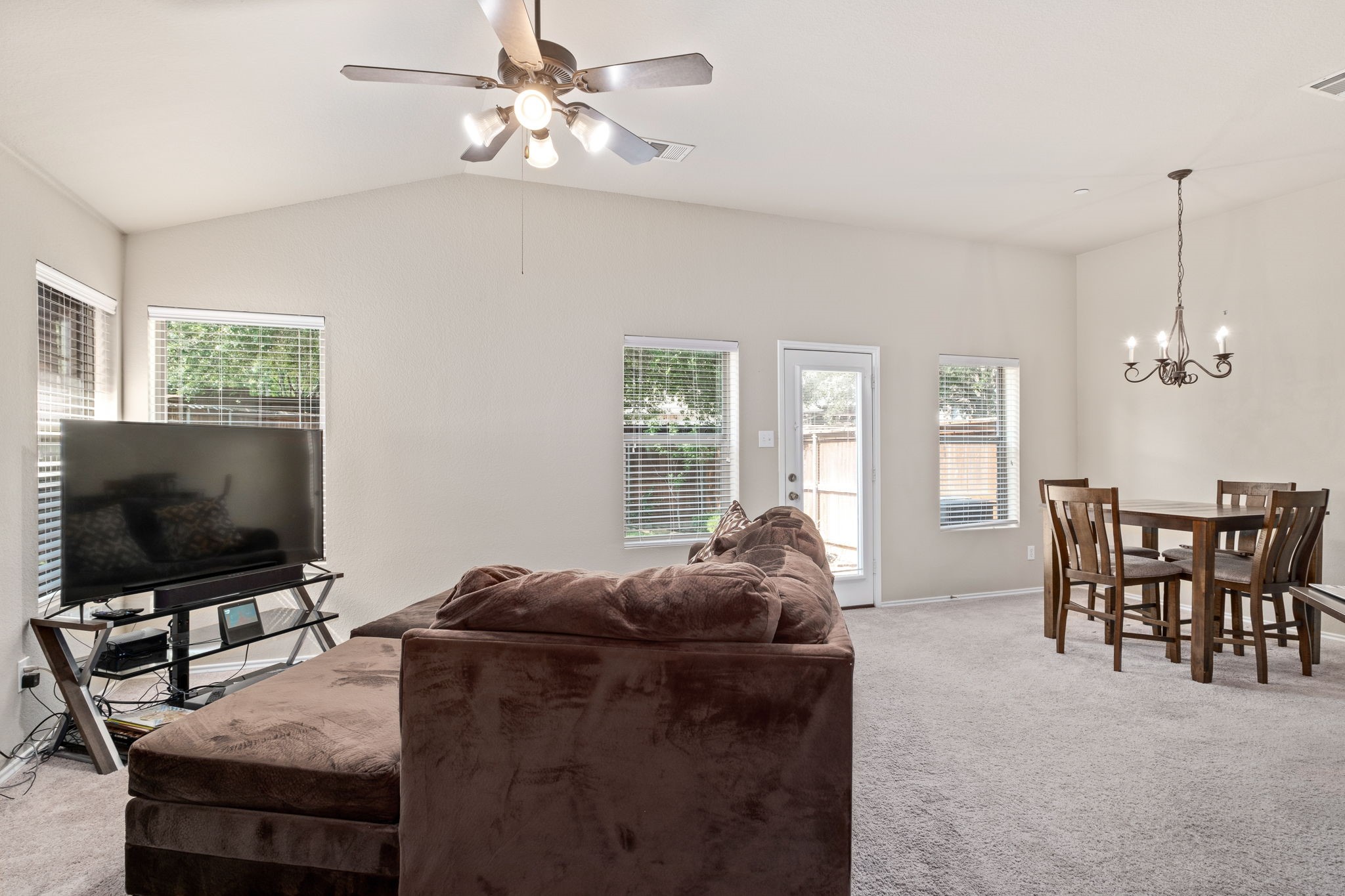 1160 Landon Lane