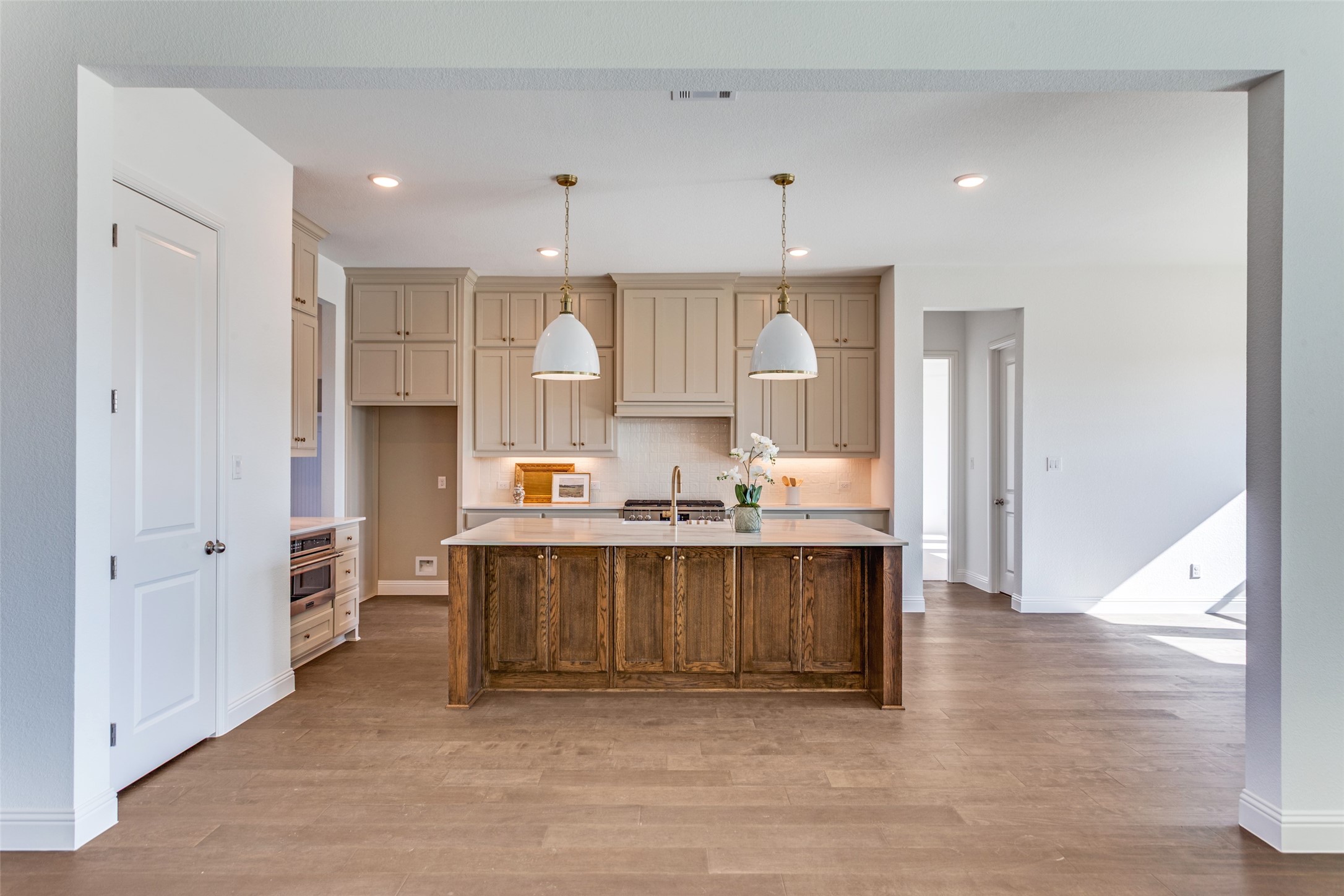 1016 Emery Court