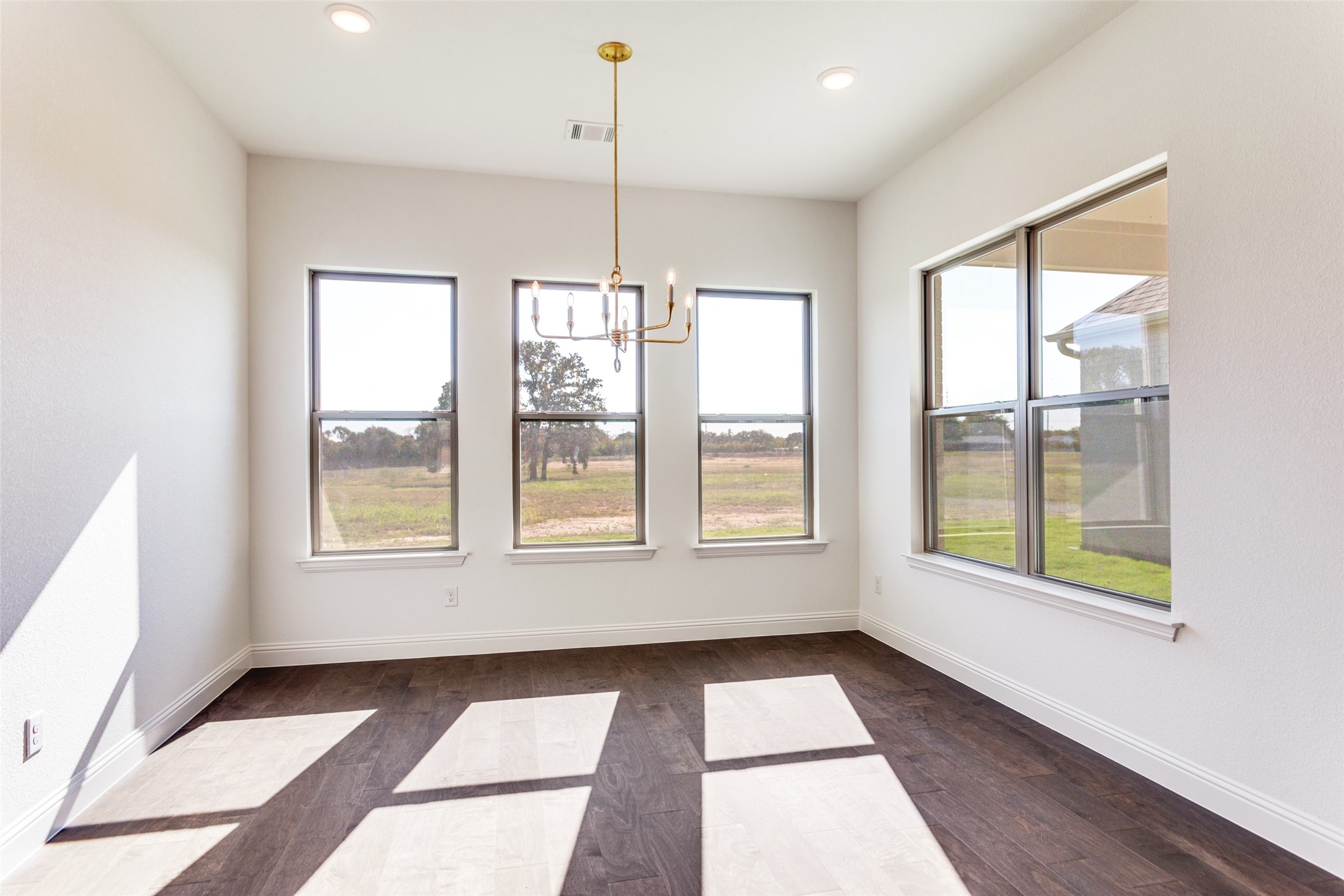 1016 Emery Court