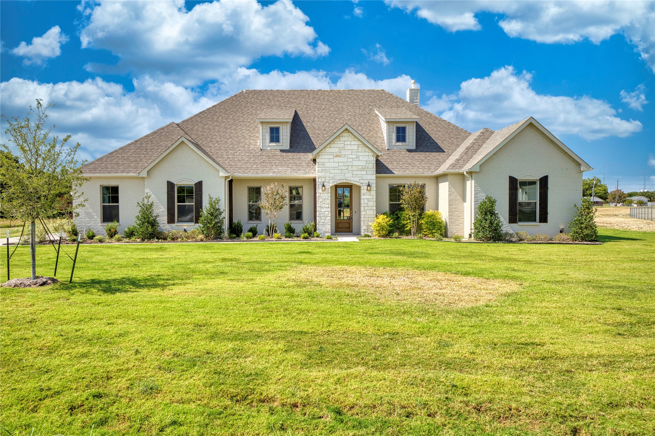 1016 Emery Court