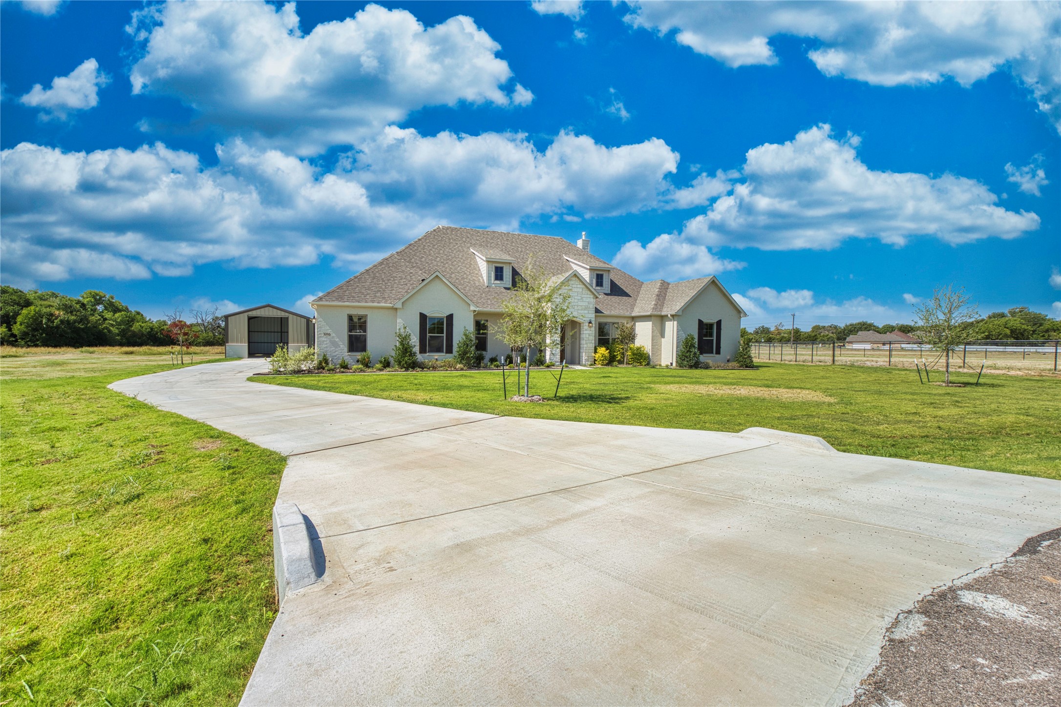 1016 Emery Court