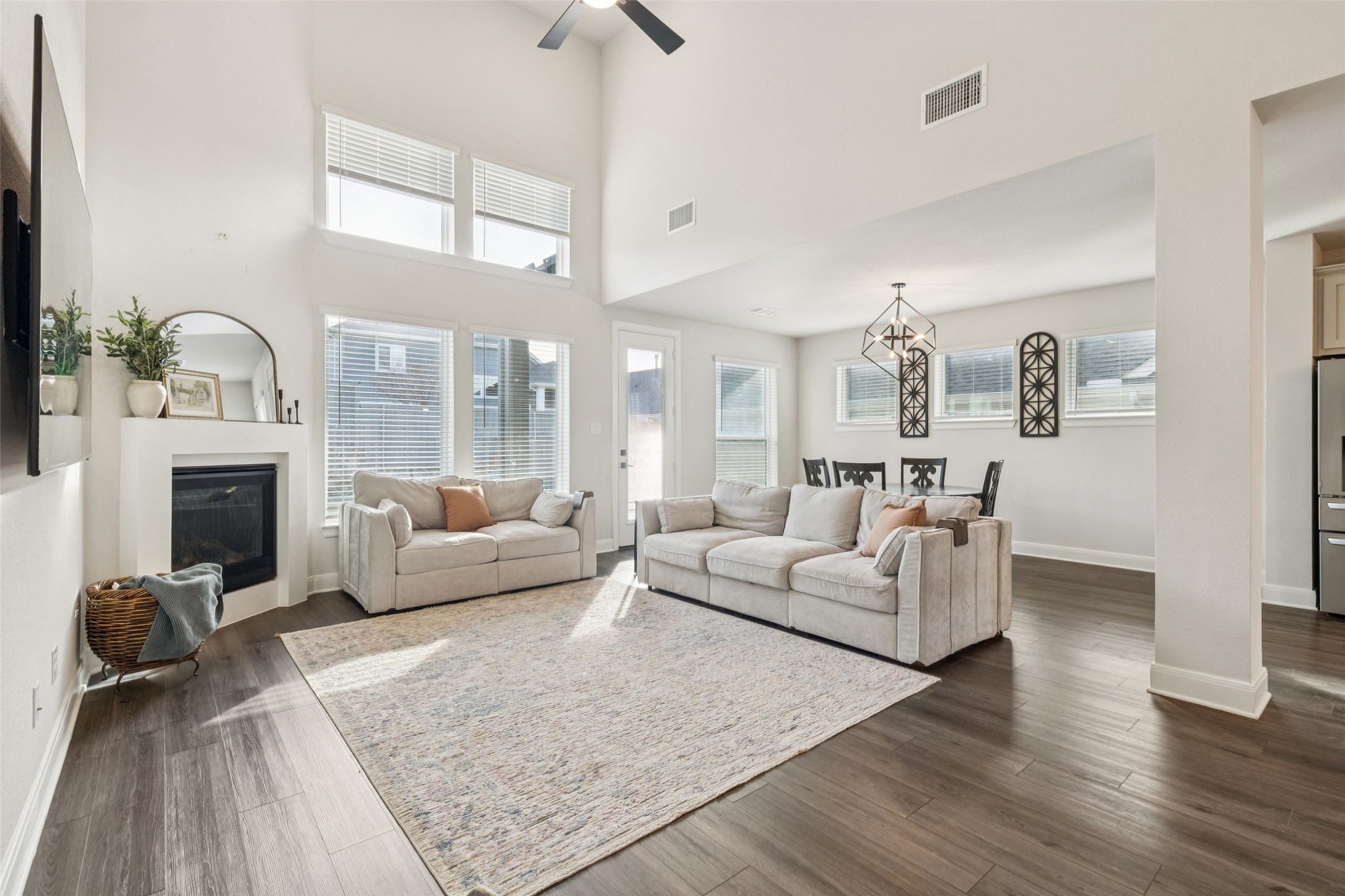 2233 Pika Road