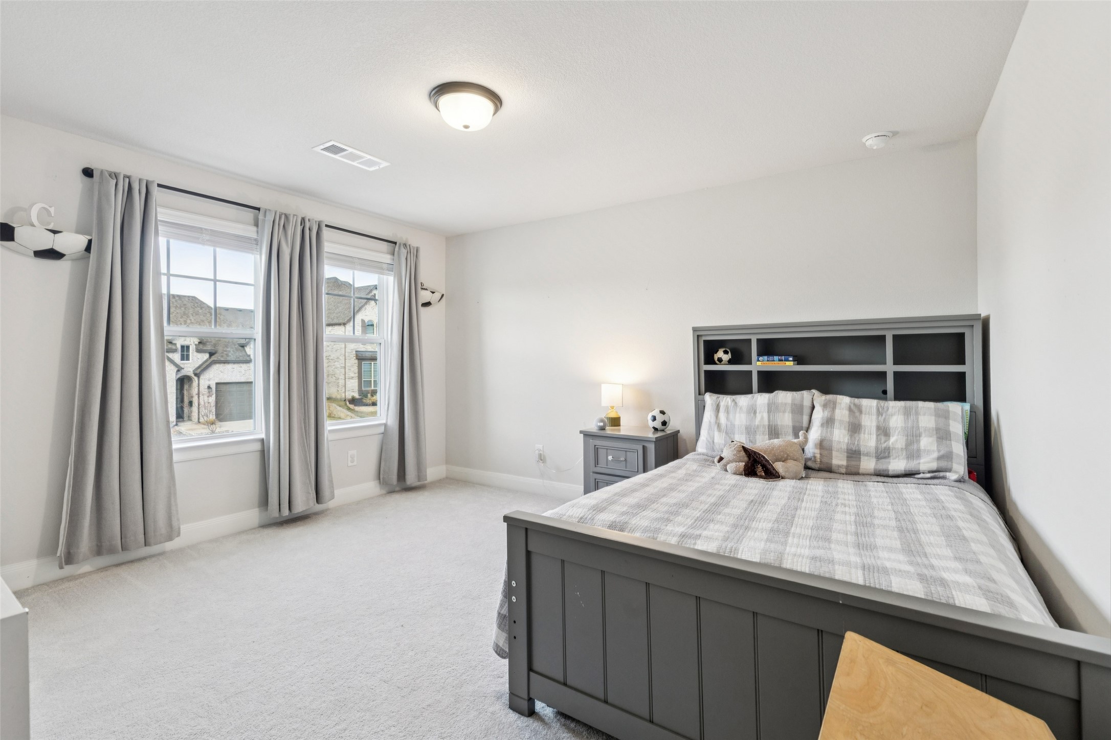 2233 Pika Road