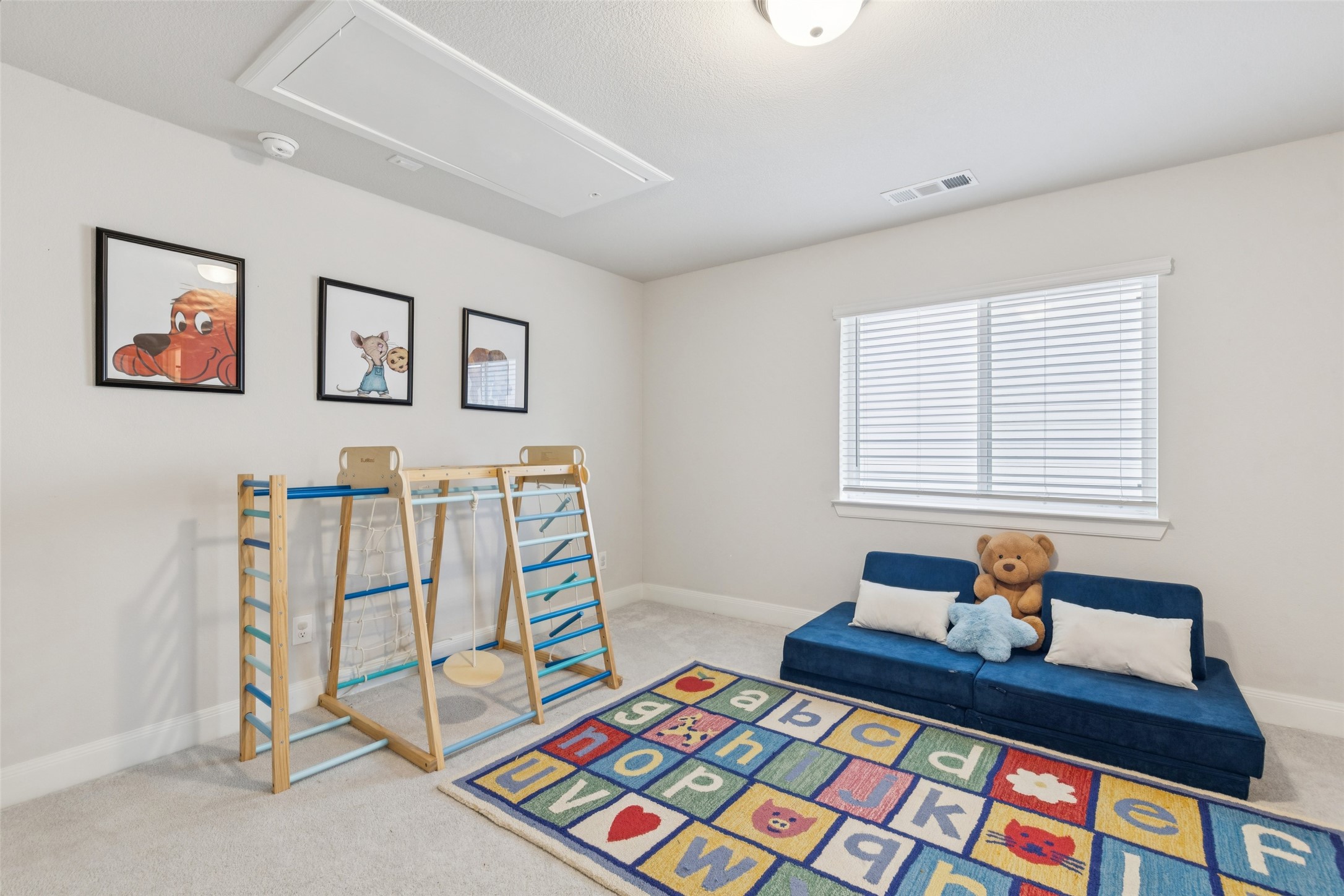 2233 Pika Road