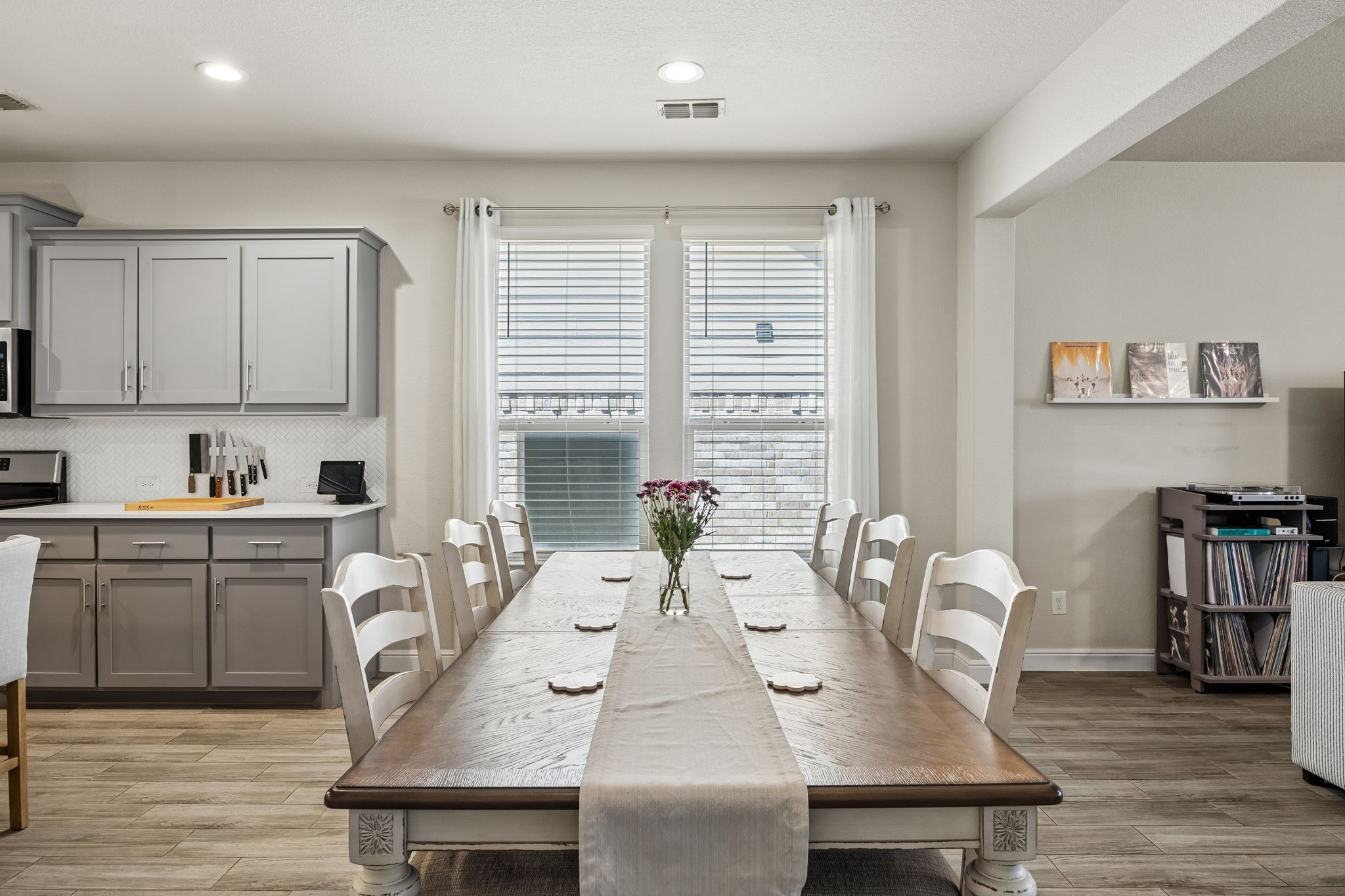 2316 Mockingbird Court