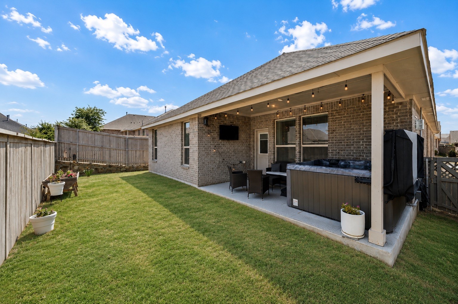 2316 Mockingbird Court