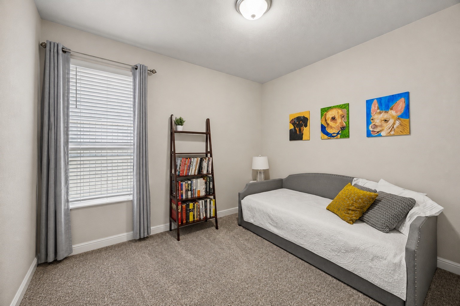 2316 Mockingbird Court