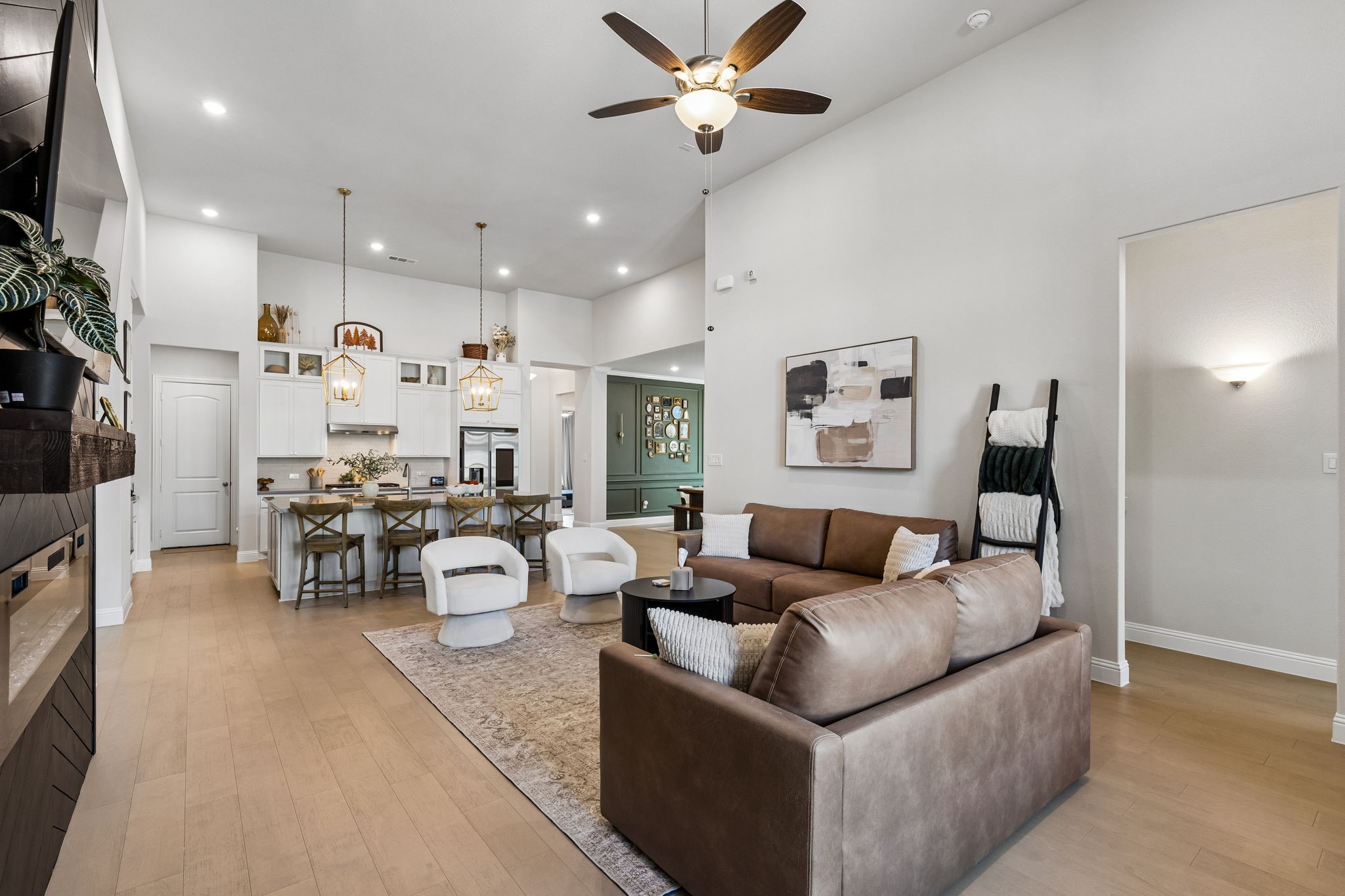 308 Shetland Lane