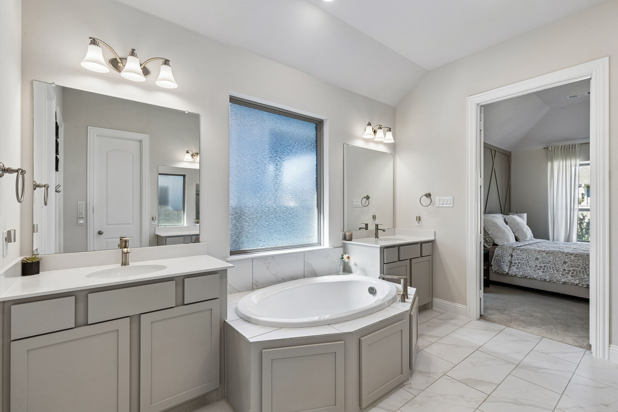 308 Shetland Lane