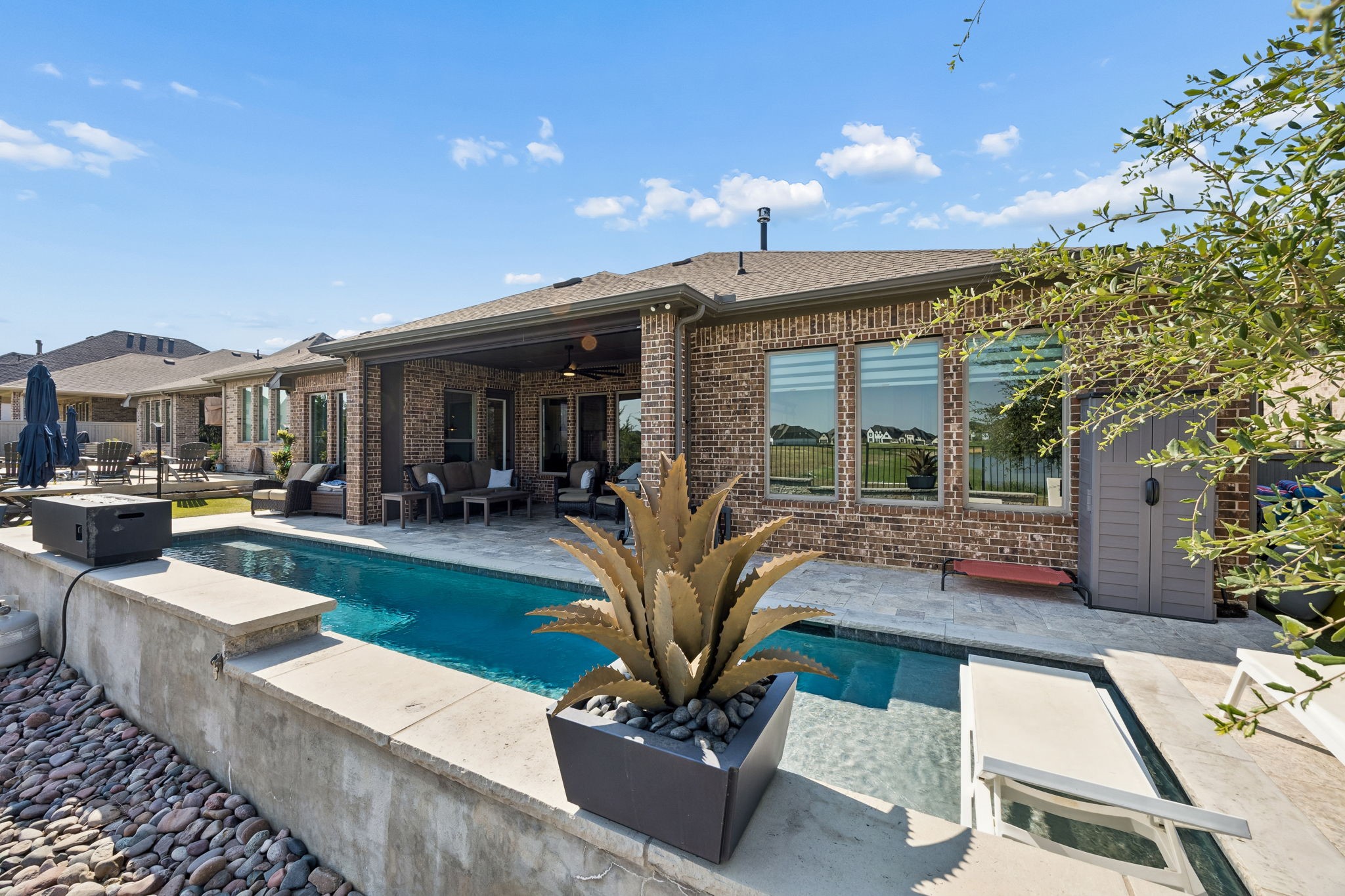 3016 Peekaboo Lane