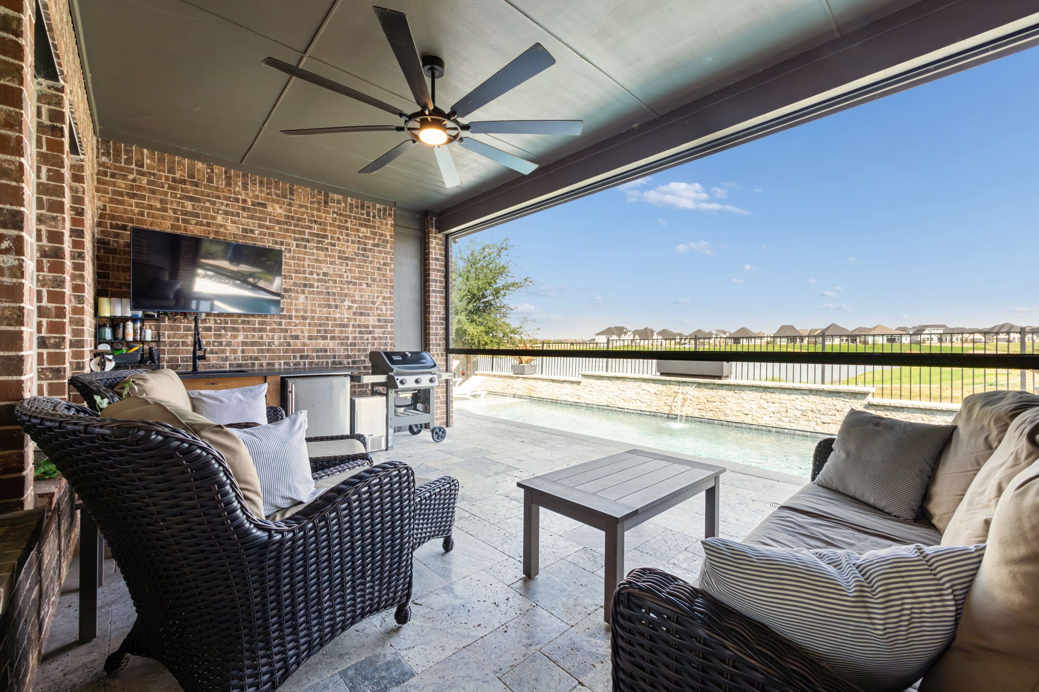 3016 Peekaboo Lane