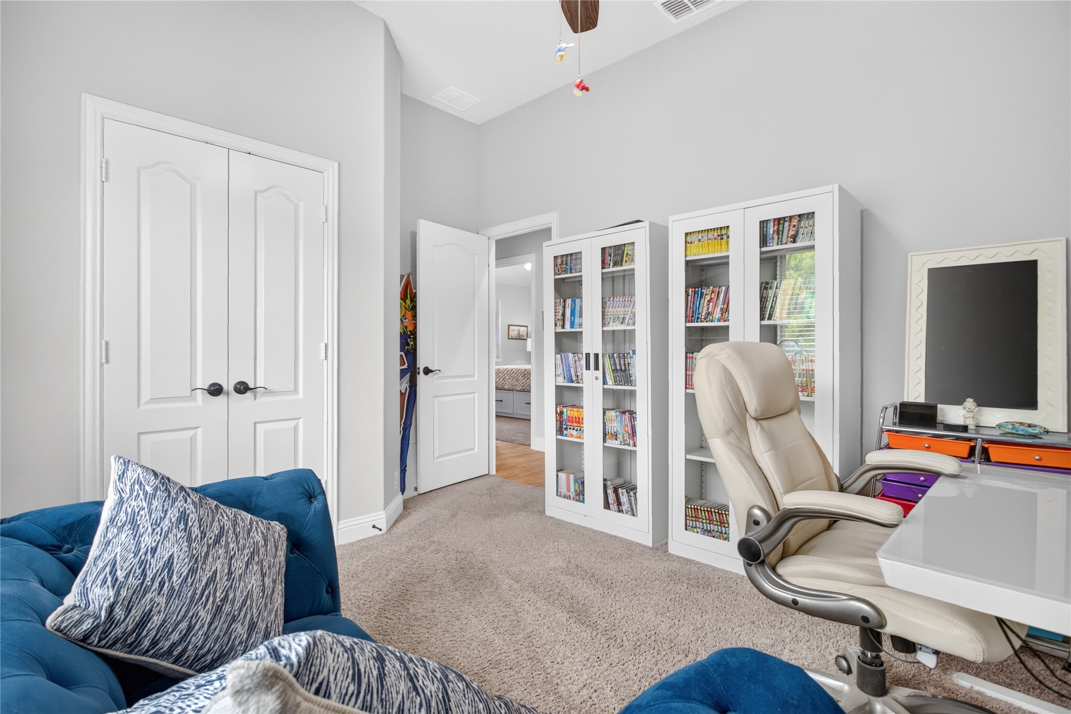 628 Lake Cove Drive