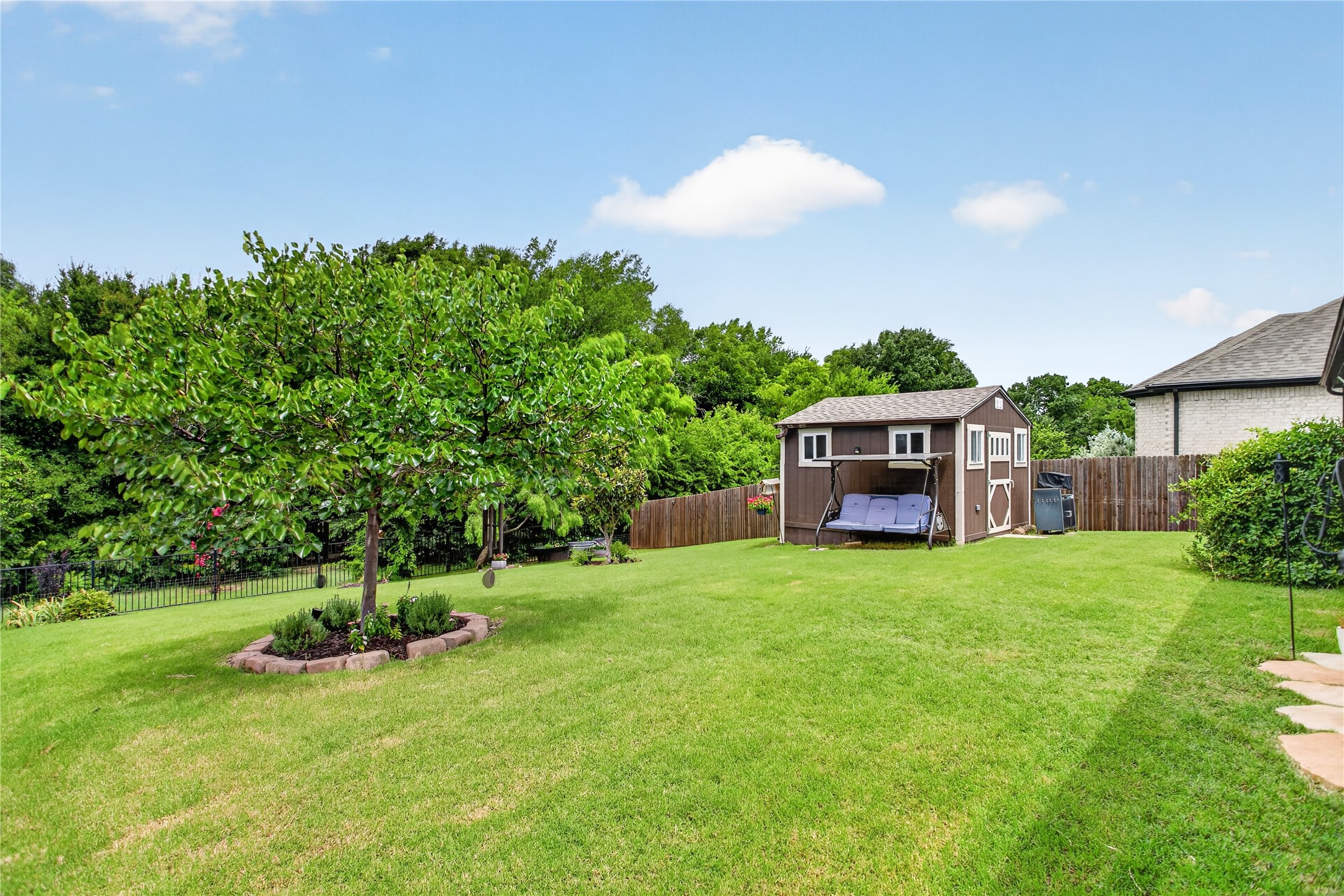 628 Lake Cove Drive