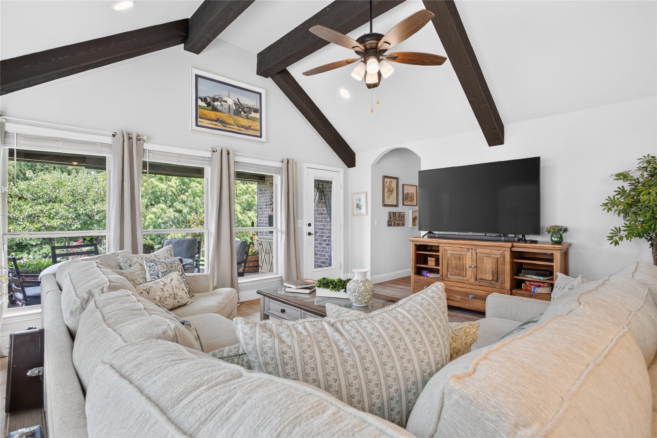 628 Lake Cove Drive