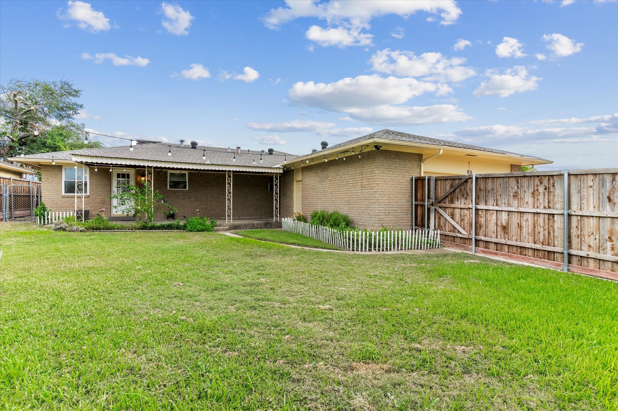 1801 Clear Point Drive