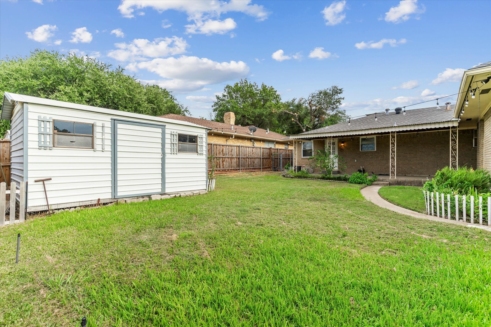 1801 Clear Point Drive