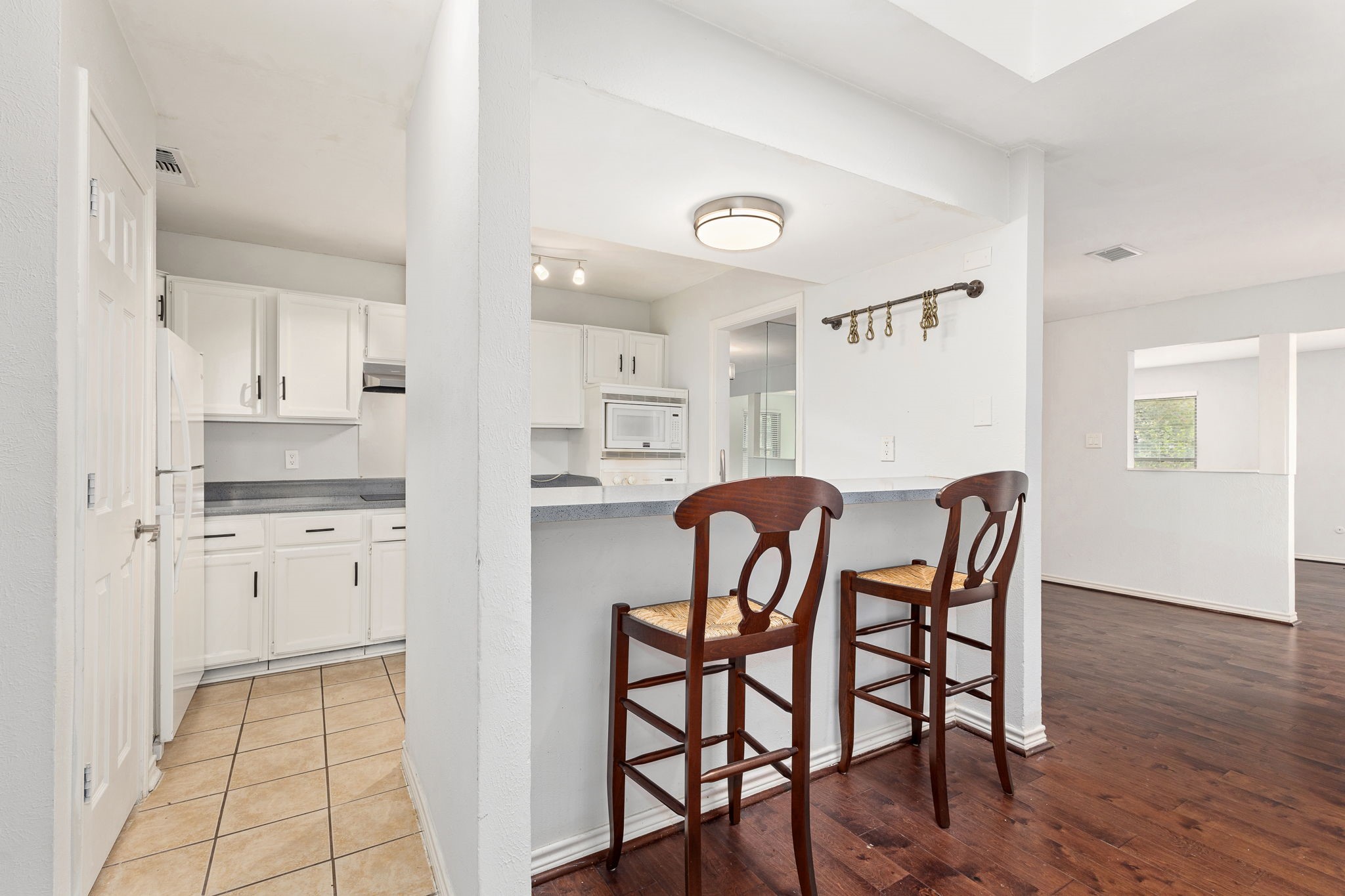 812 Saint Paul Court