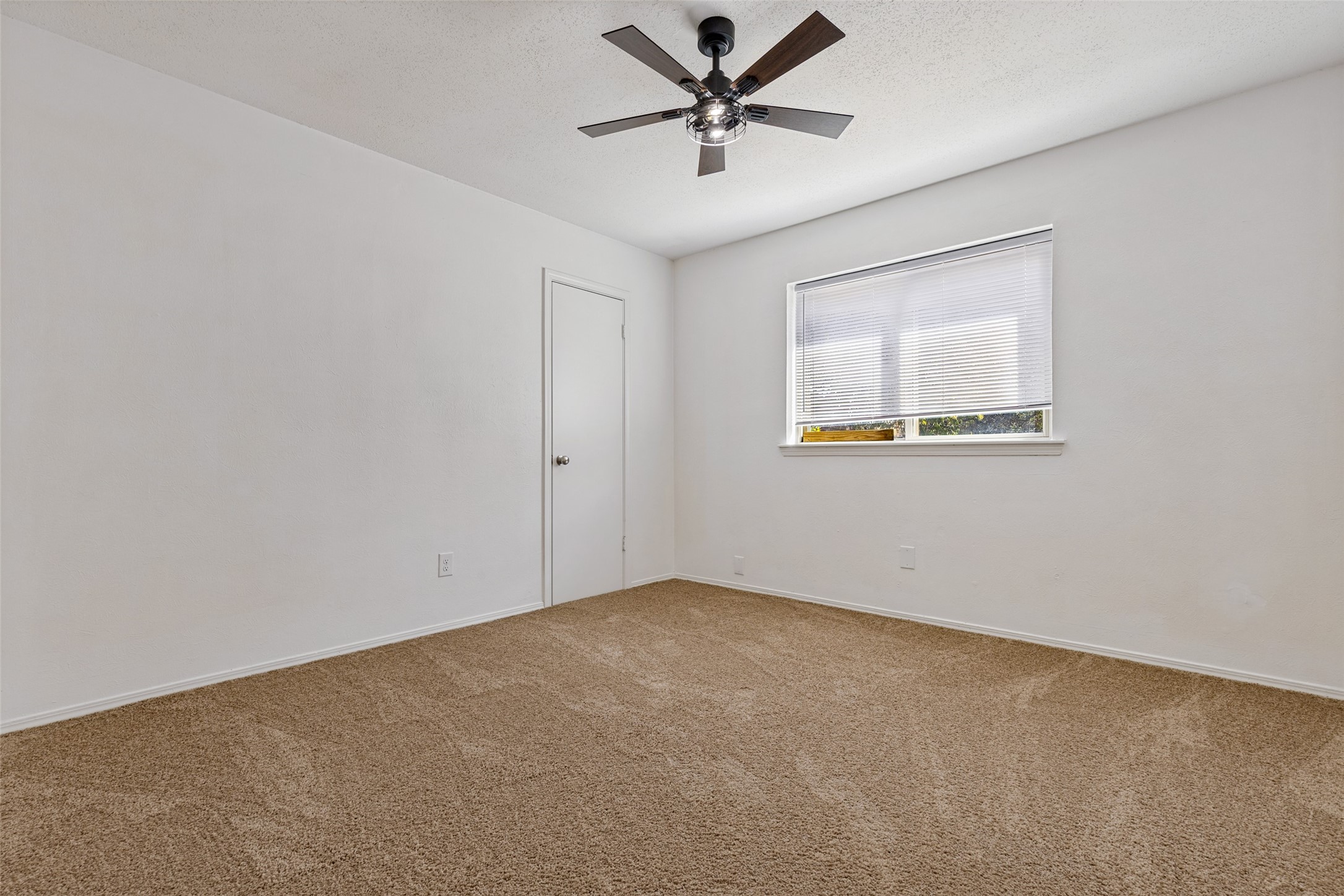 1519 Creekwood Lane