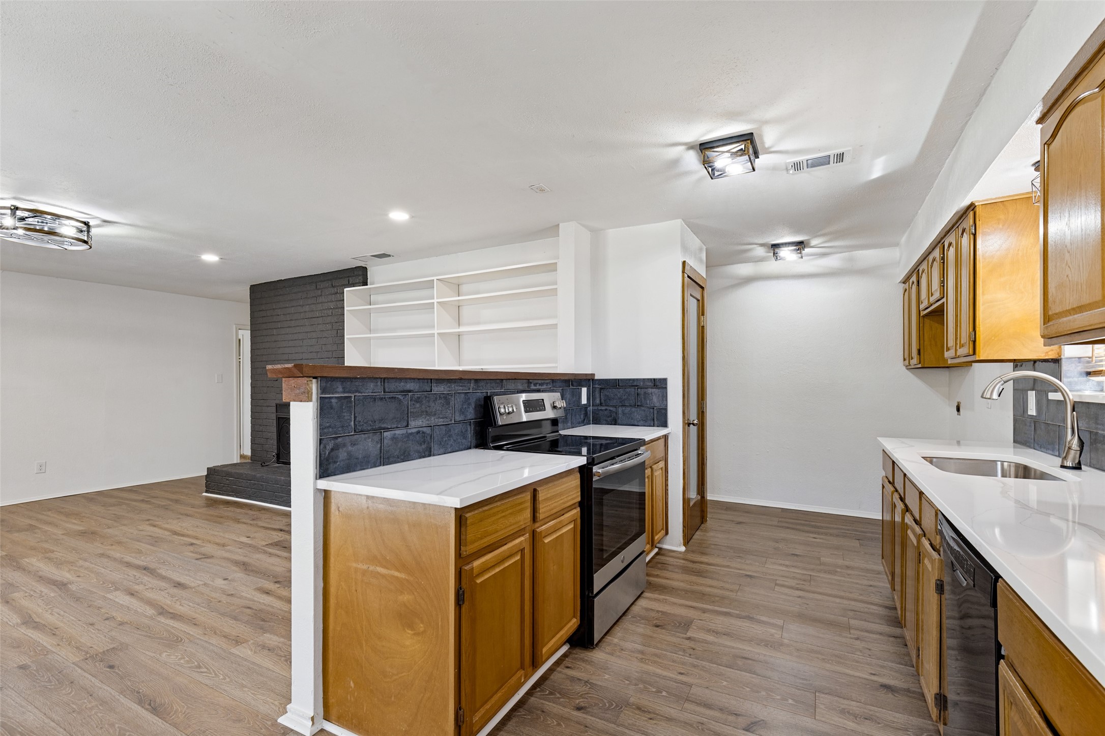 1519 Creekwood Lane
