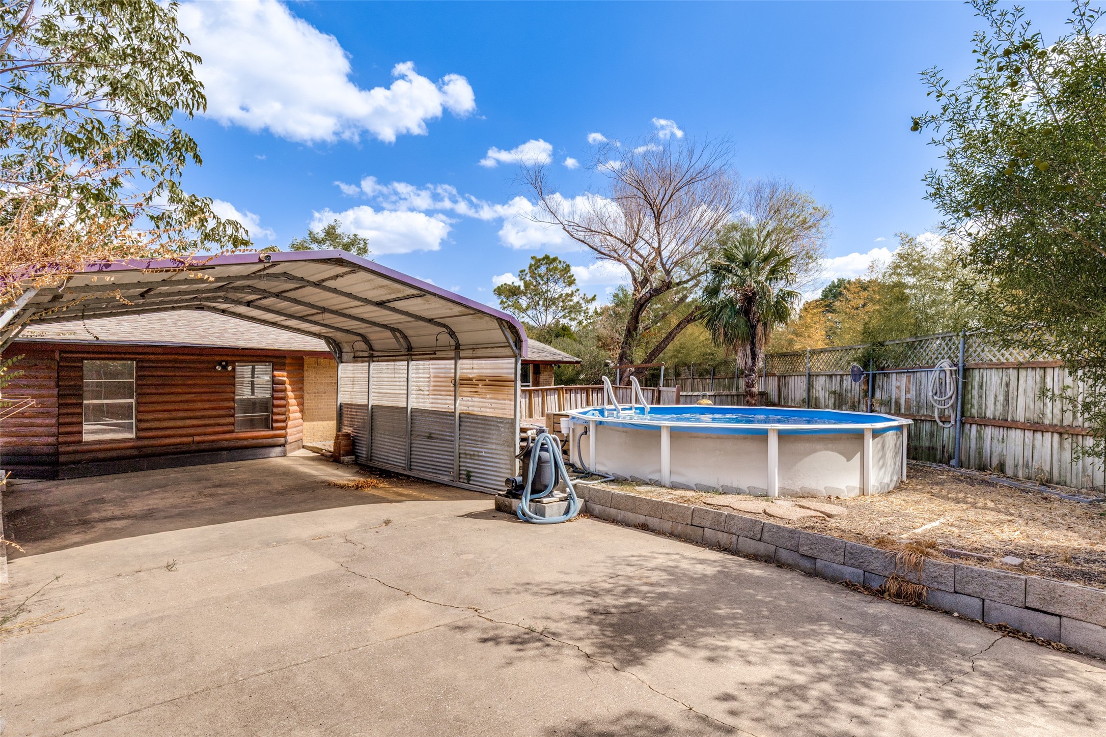 1519 Creekwood Lane