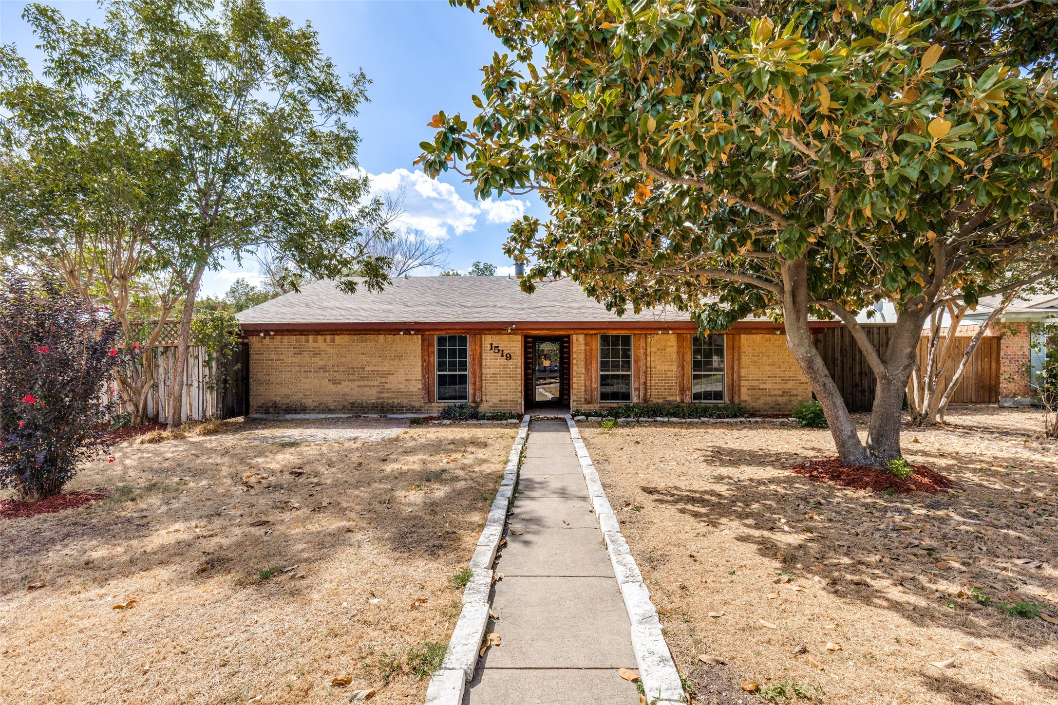 1519 Creekwood Lane