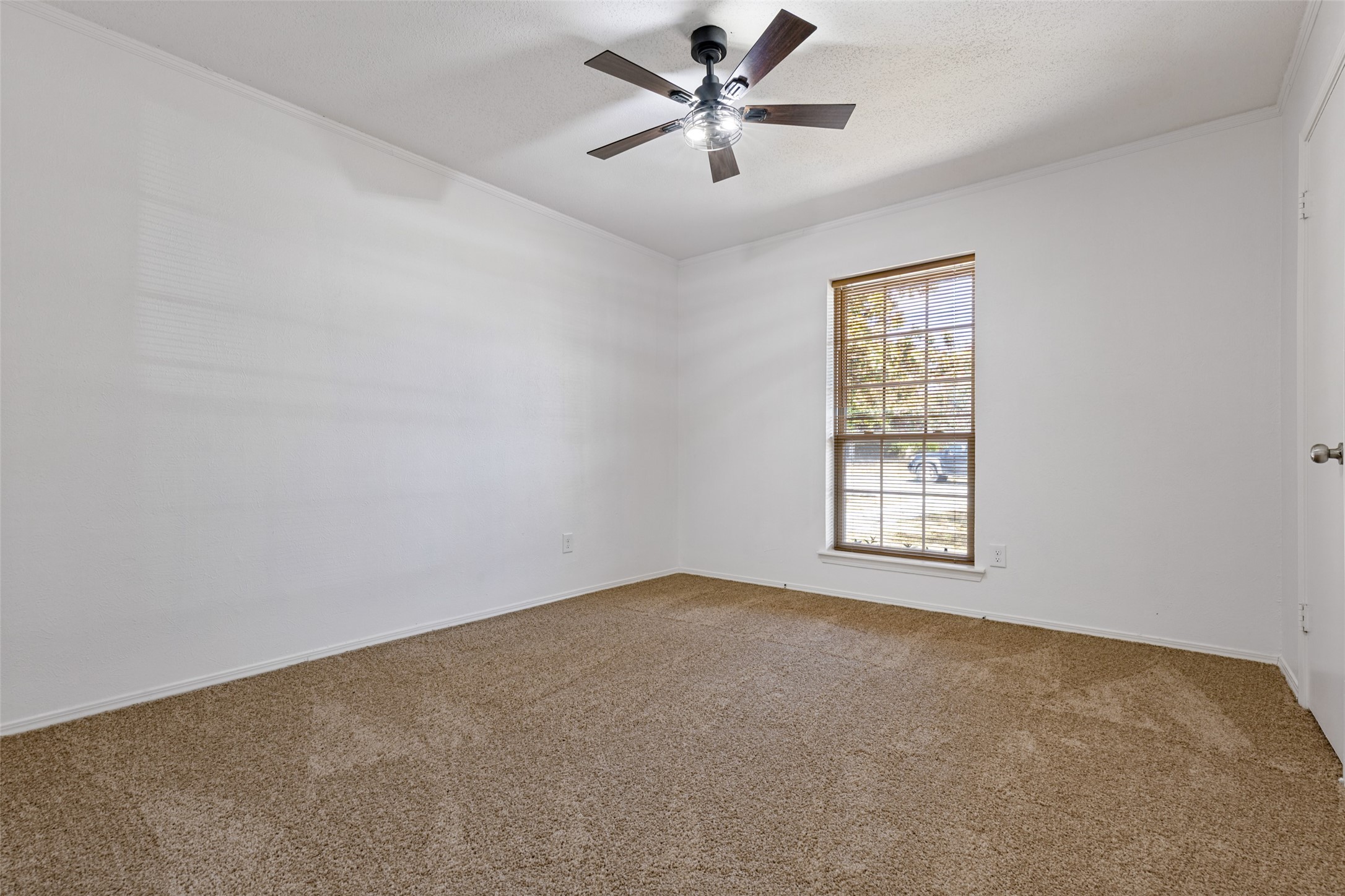 1519 Creekwood Lane
