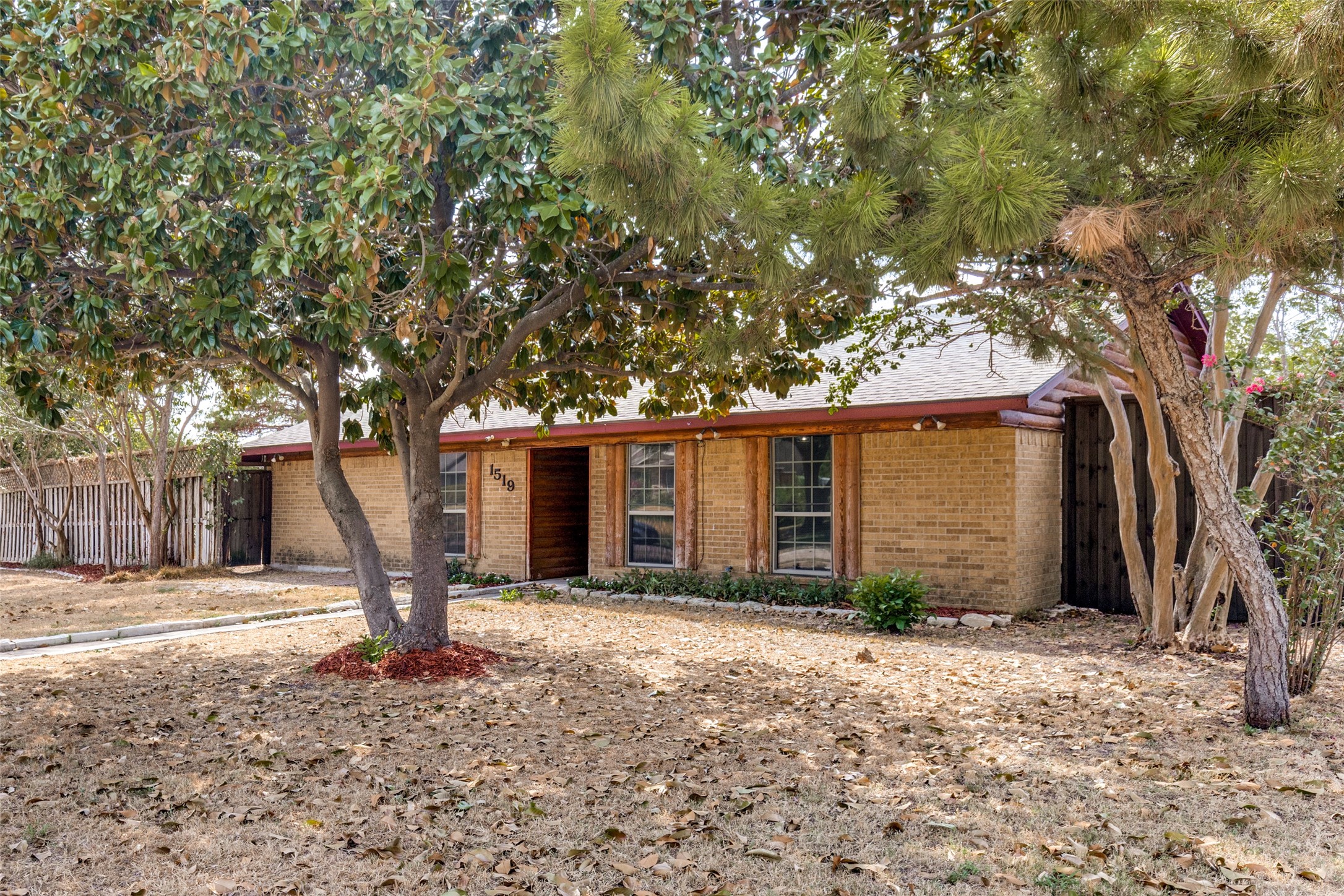 1519 Creekwood Lane