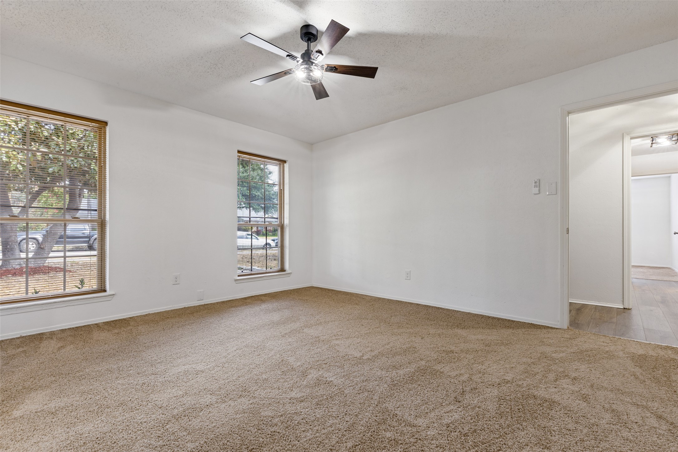 1519 Creekwood Lane