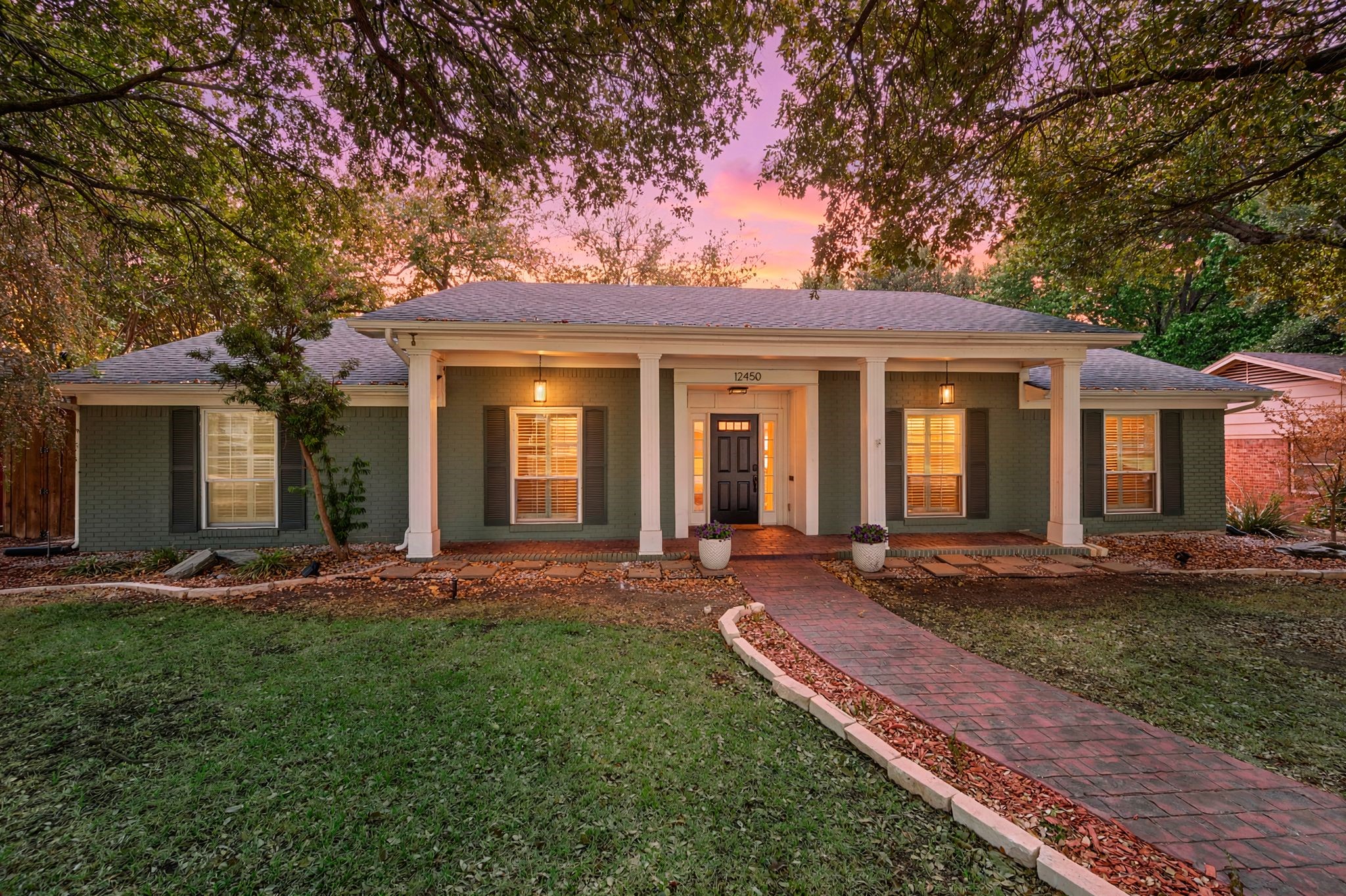 12450 Wood Manor Circle