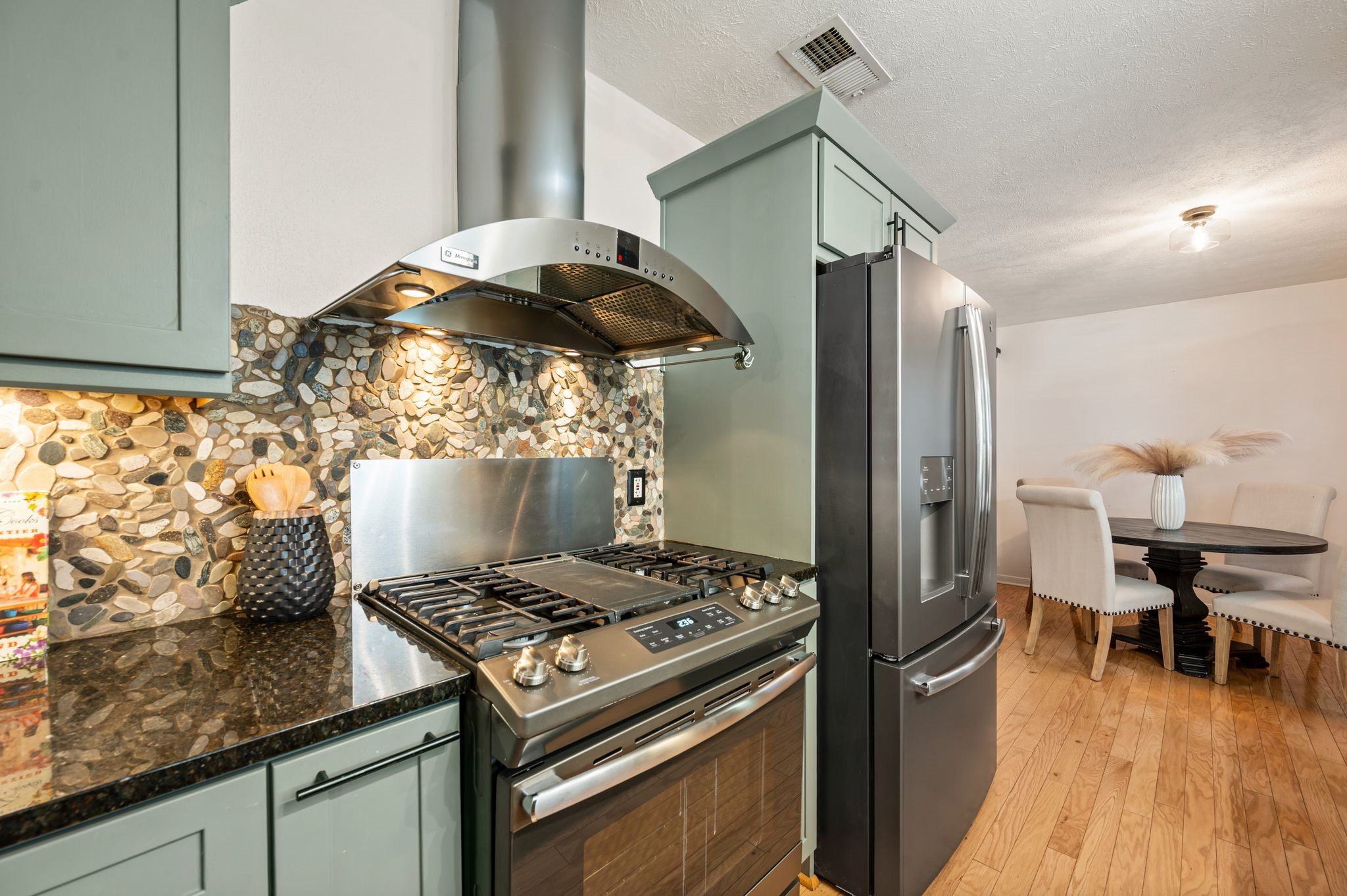12450 Wood Manor Circle