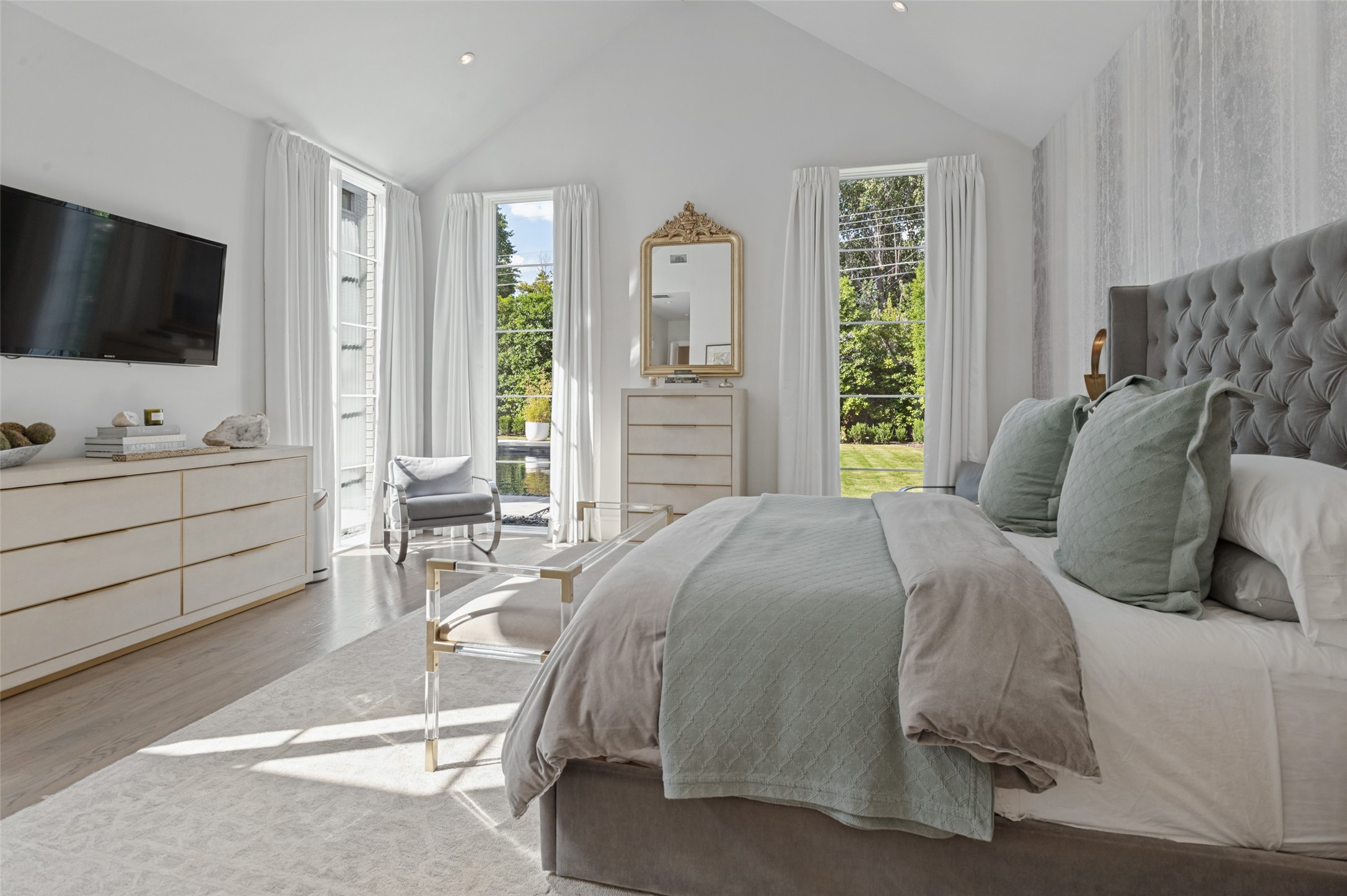 4447 Alta Vista Lane
