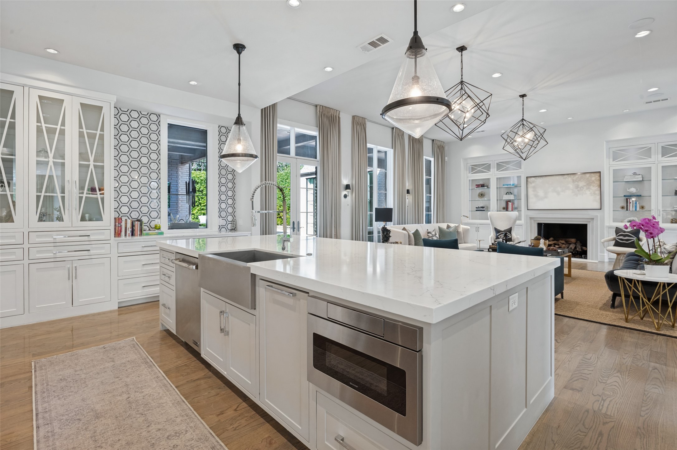 4447 Alta Vista Lane