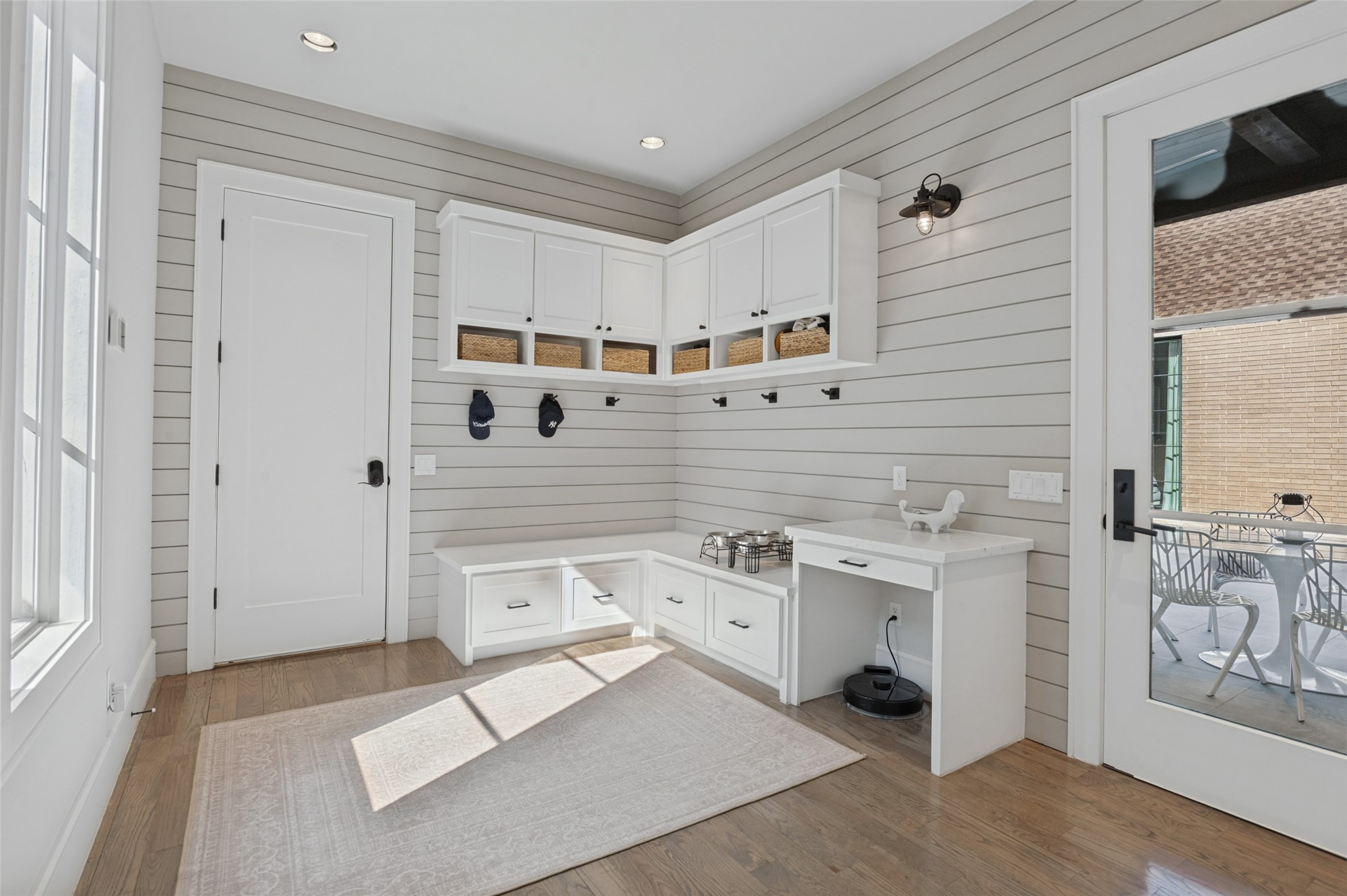 4447 Alta Vista Lane