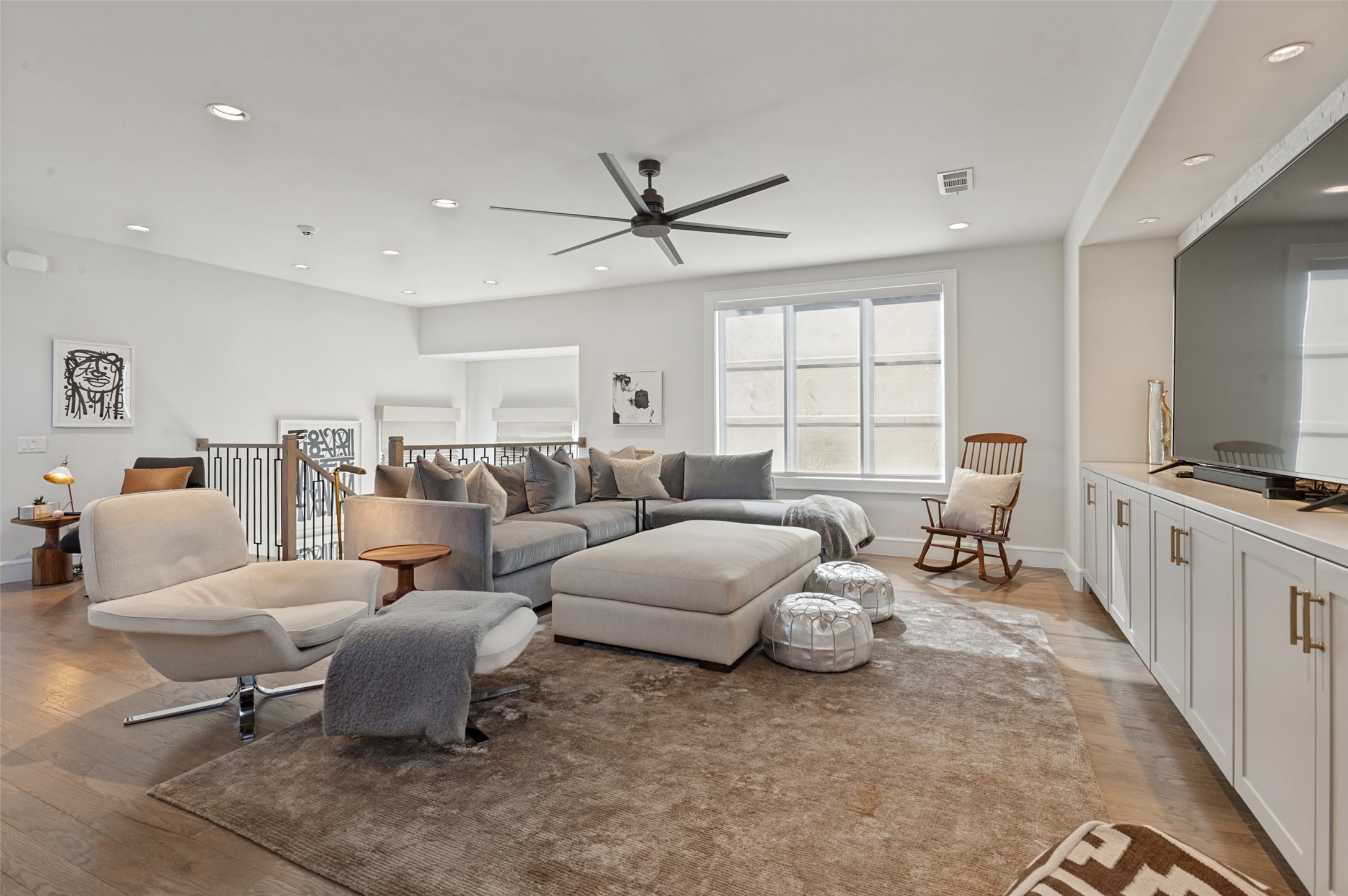 4447 Alta Vista Lane