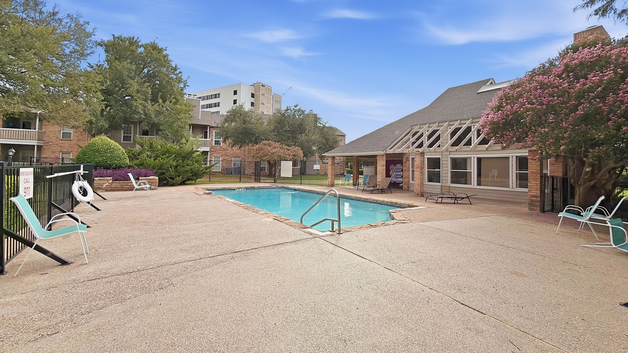 1700 Amelia Court 126