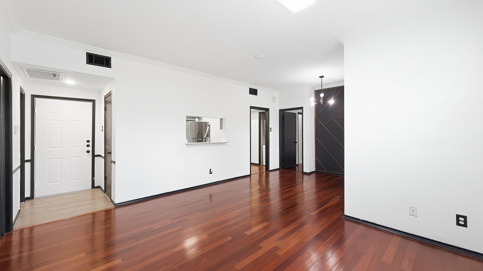 1700 Amelia Court 126