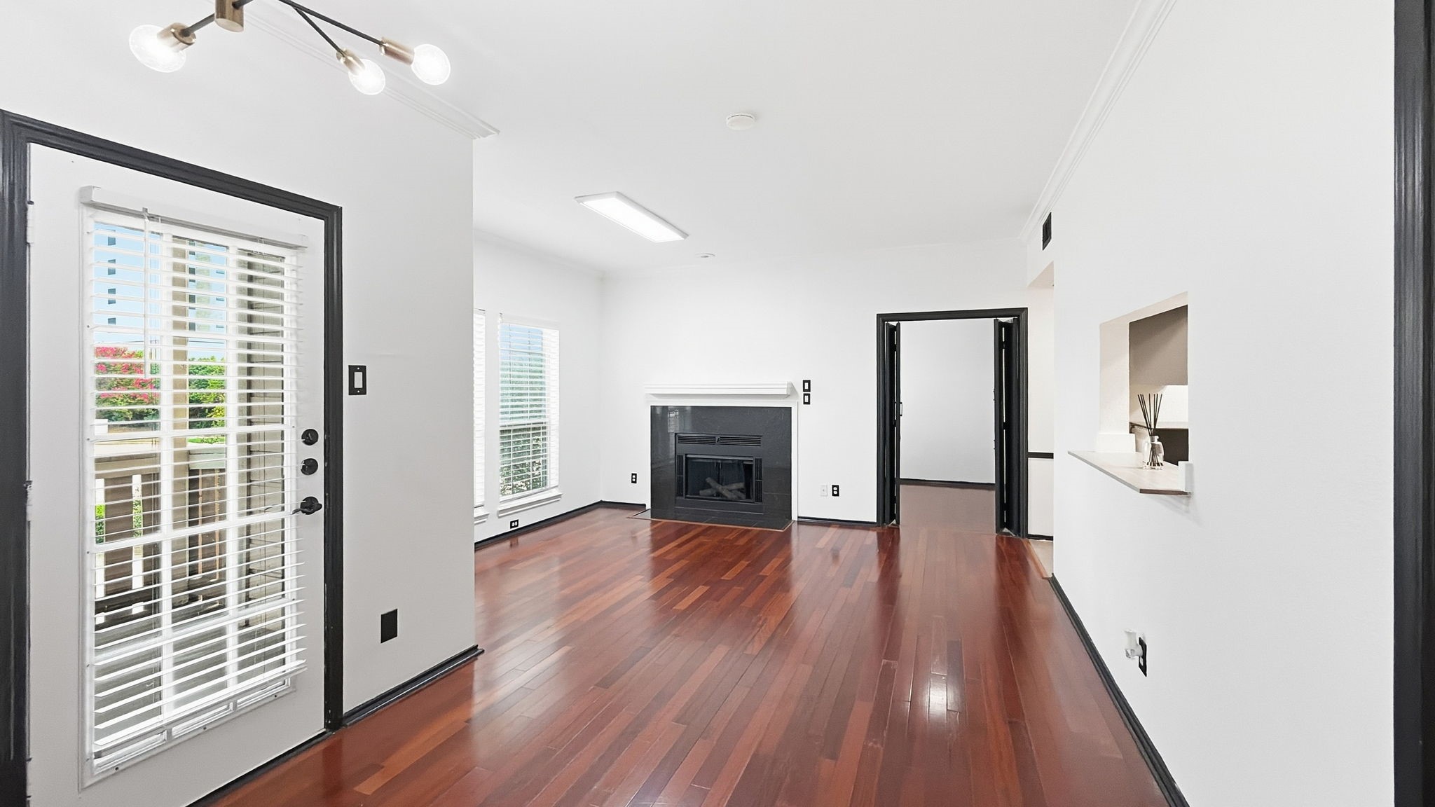 1700 Amelia Court 126