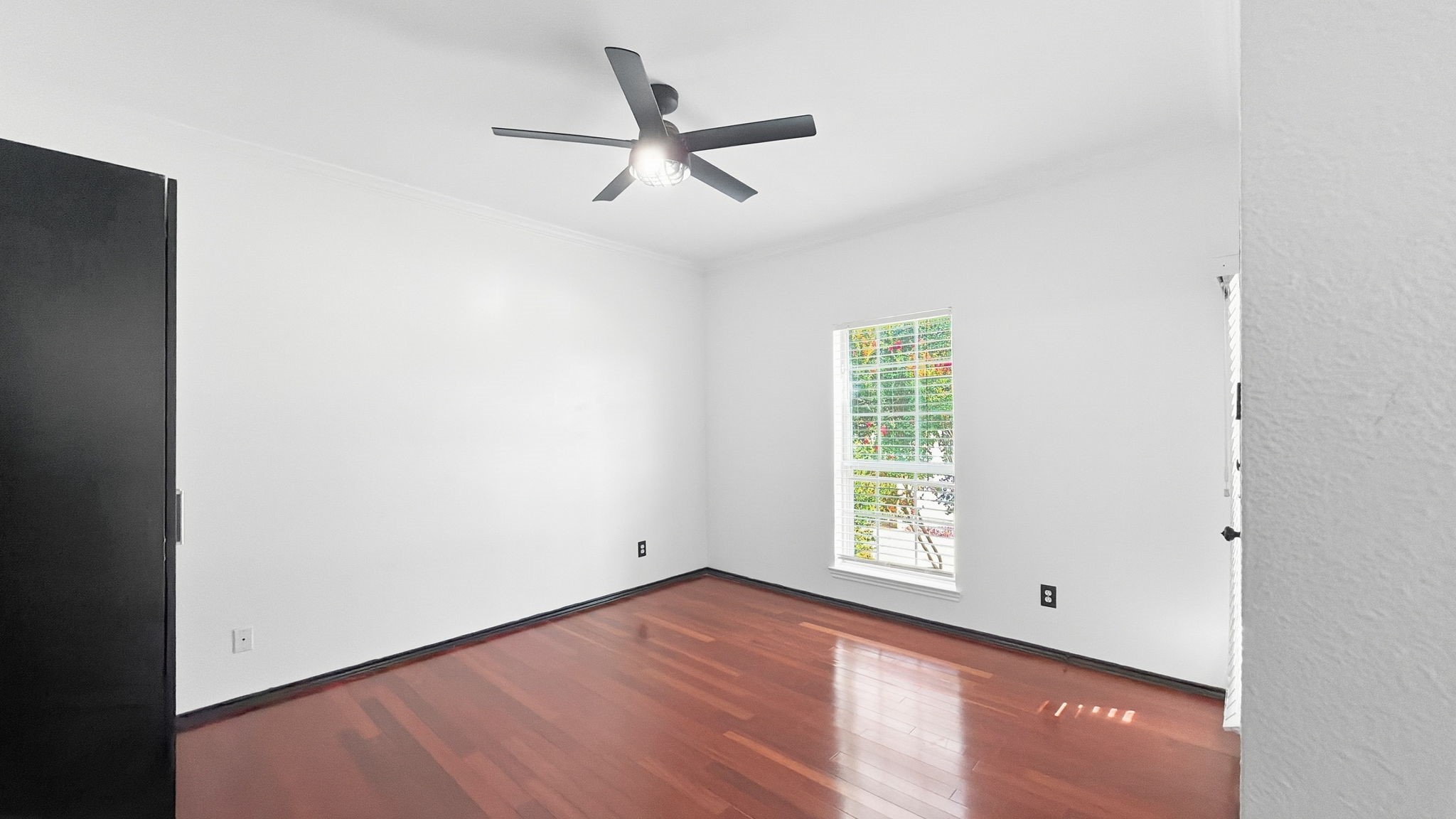 1700 Amelia Court 126