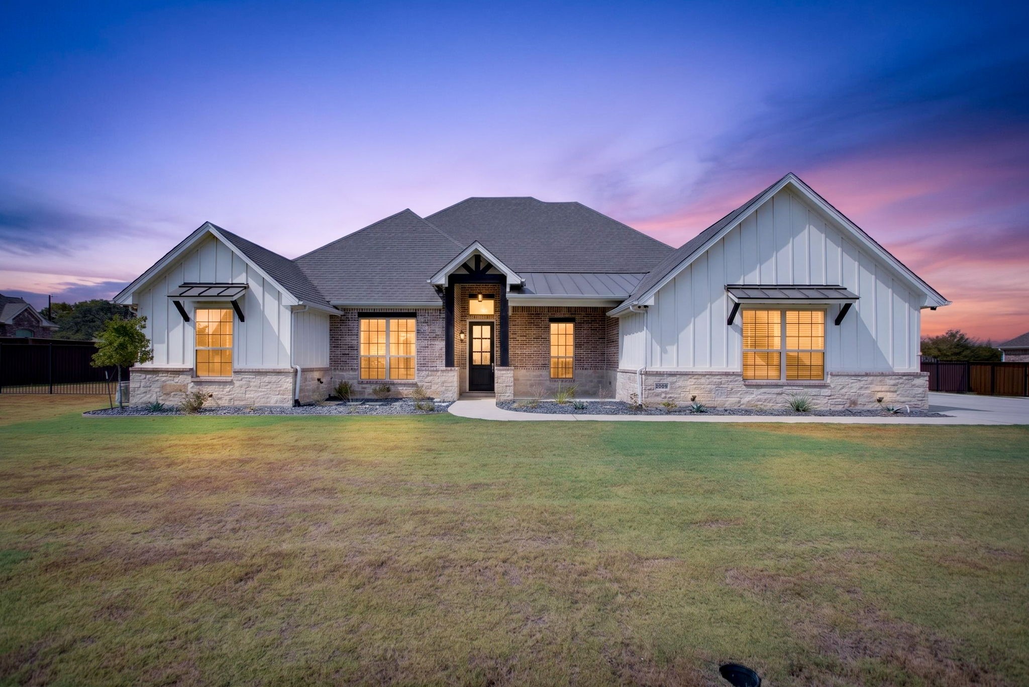 1009 Tobey Court