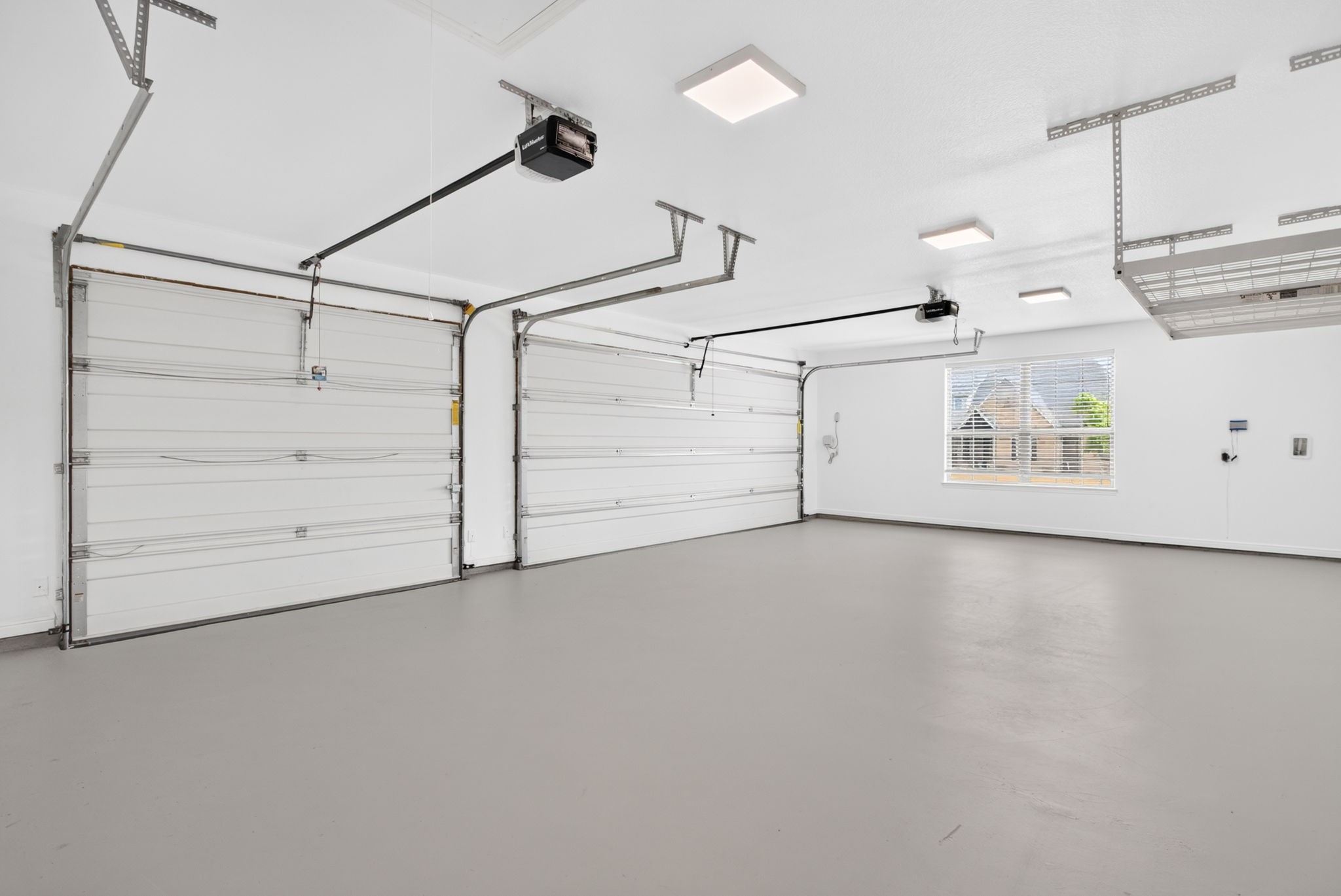 1009 Tobey Court