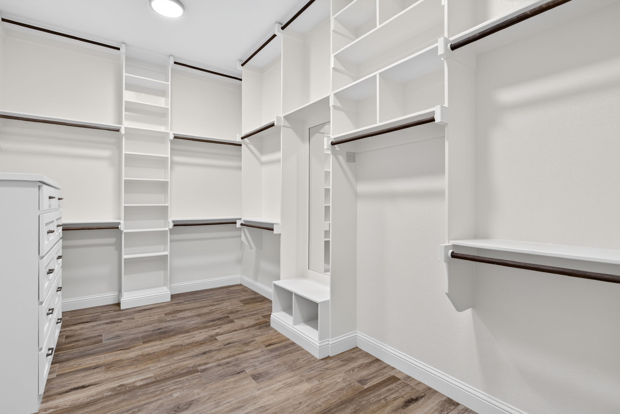 1009 Tobey Court