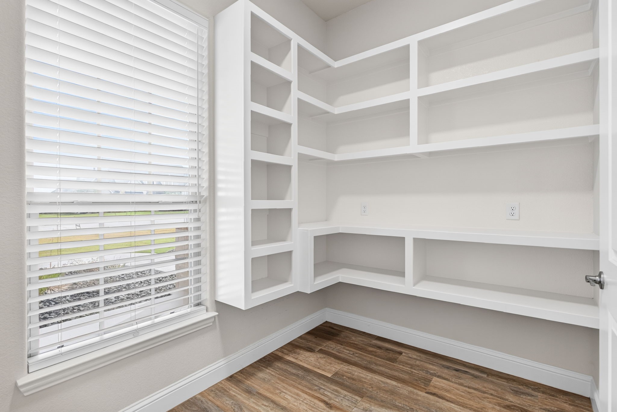 1009 Tobey Court