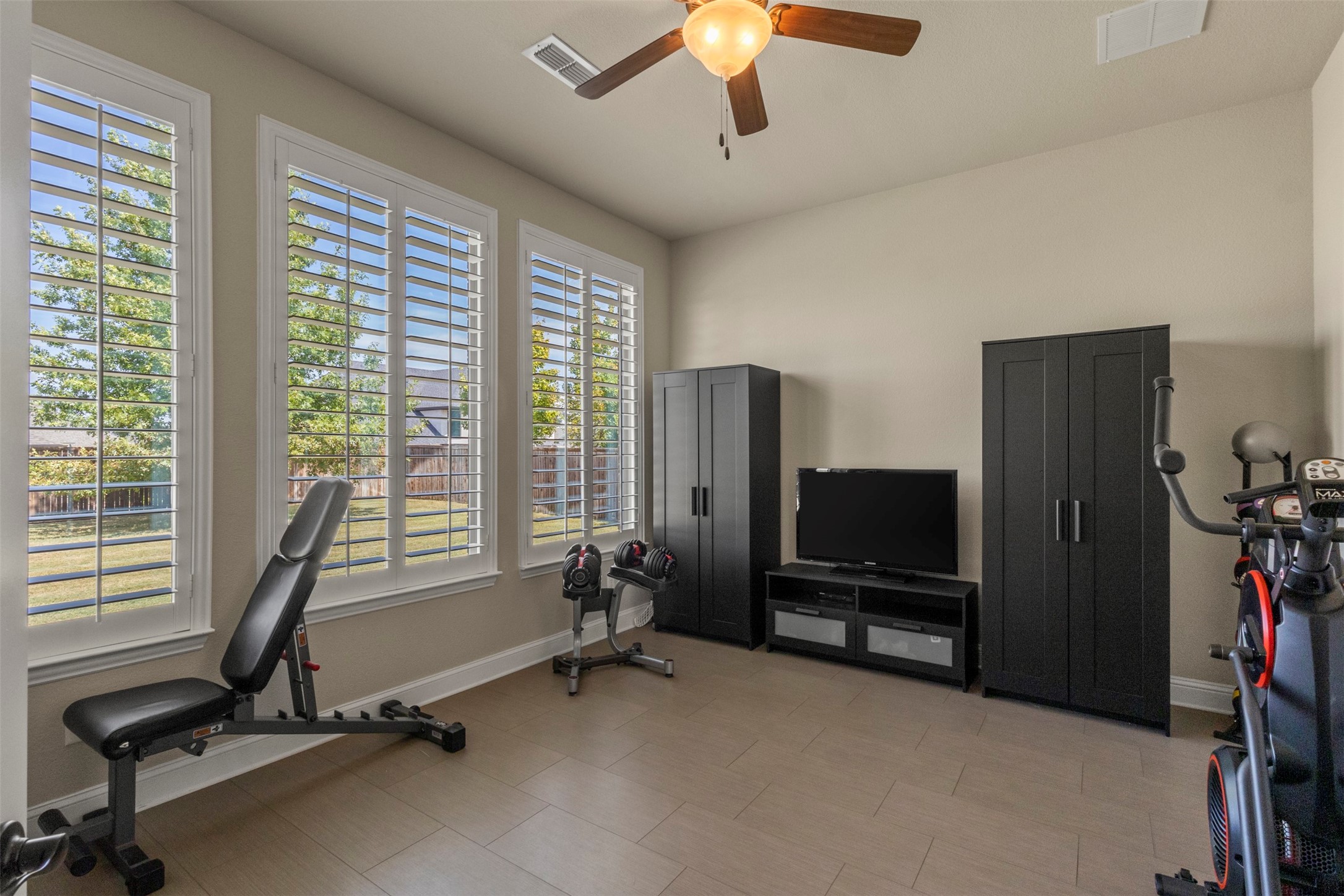 1611 Chisholm Trail