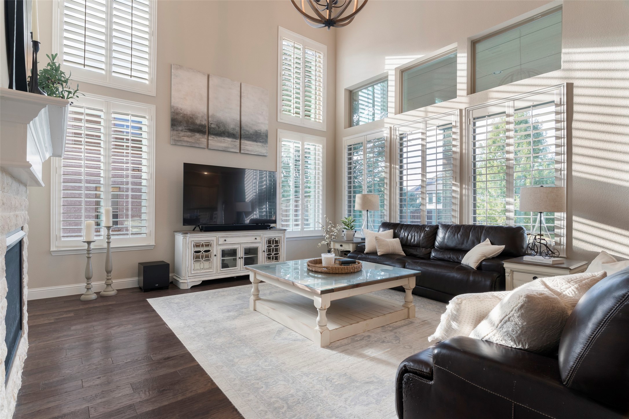 1611 Chisholm Trail