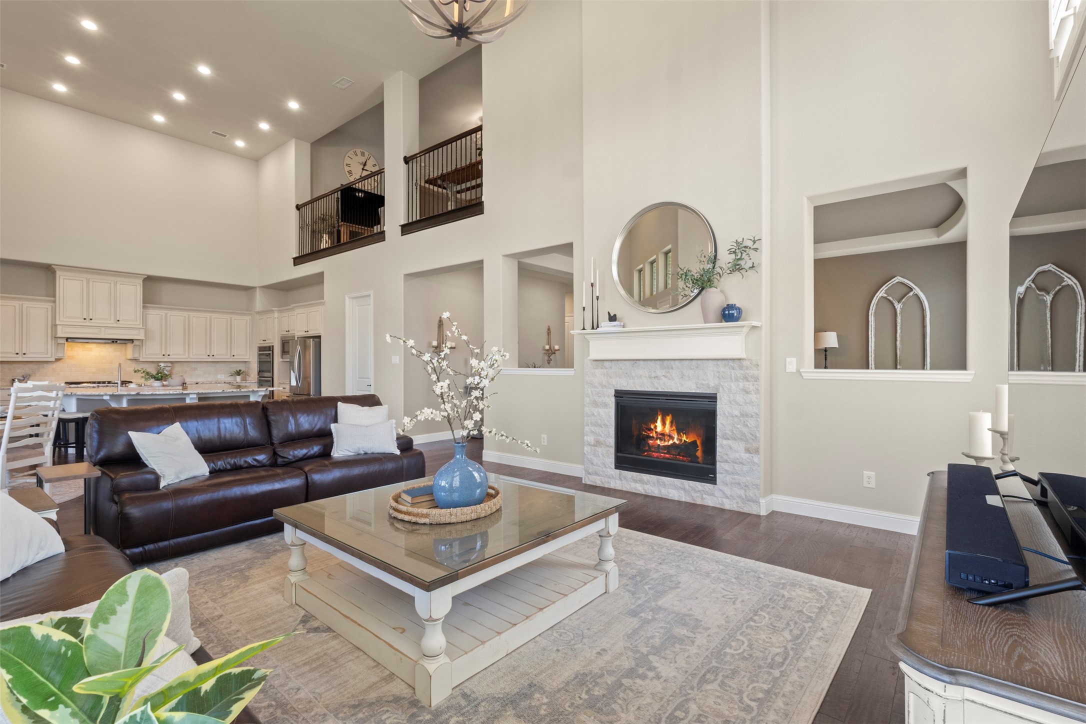 1611 Chisholm Trail