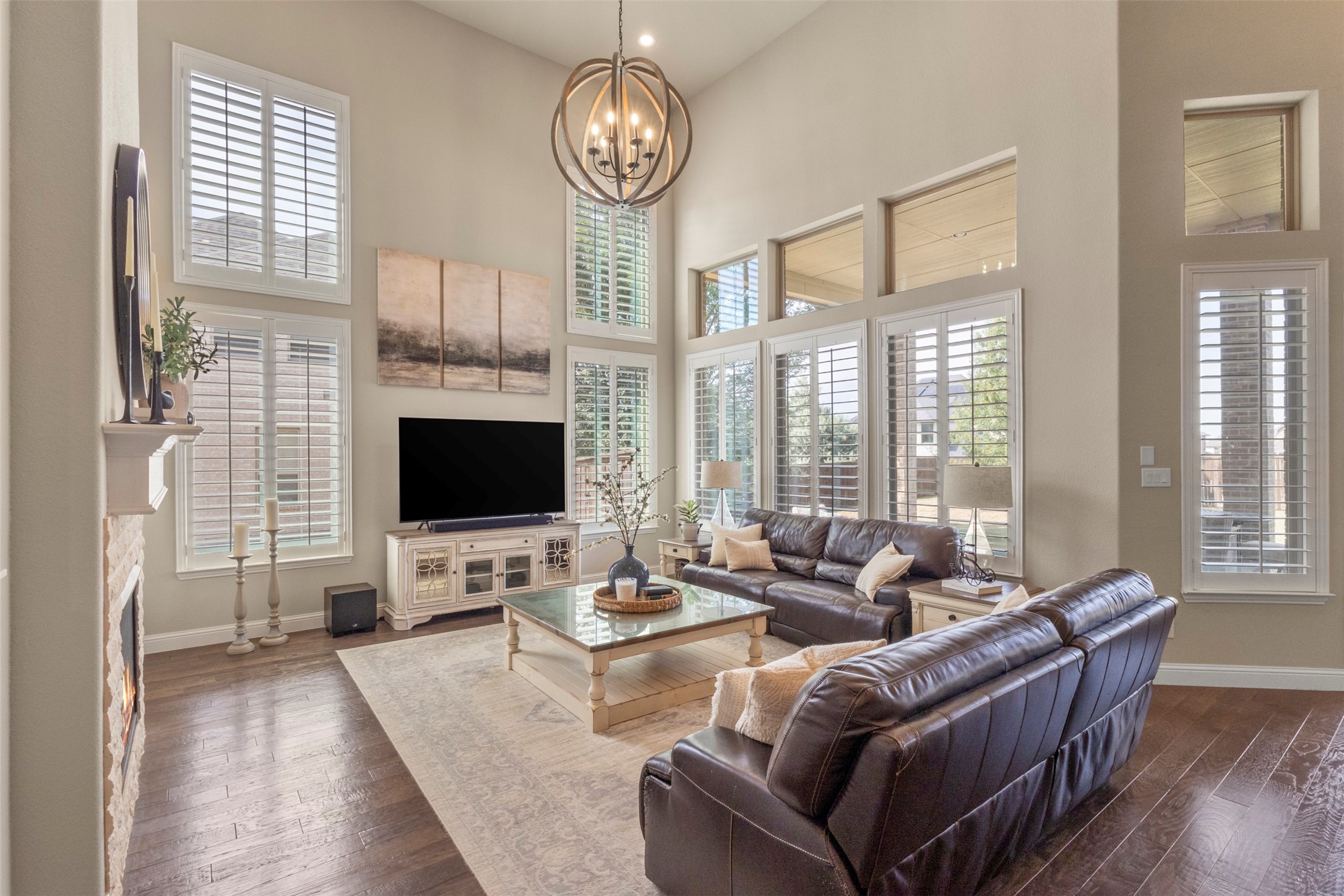 1611 Chisholm Trail
