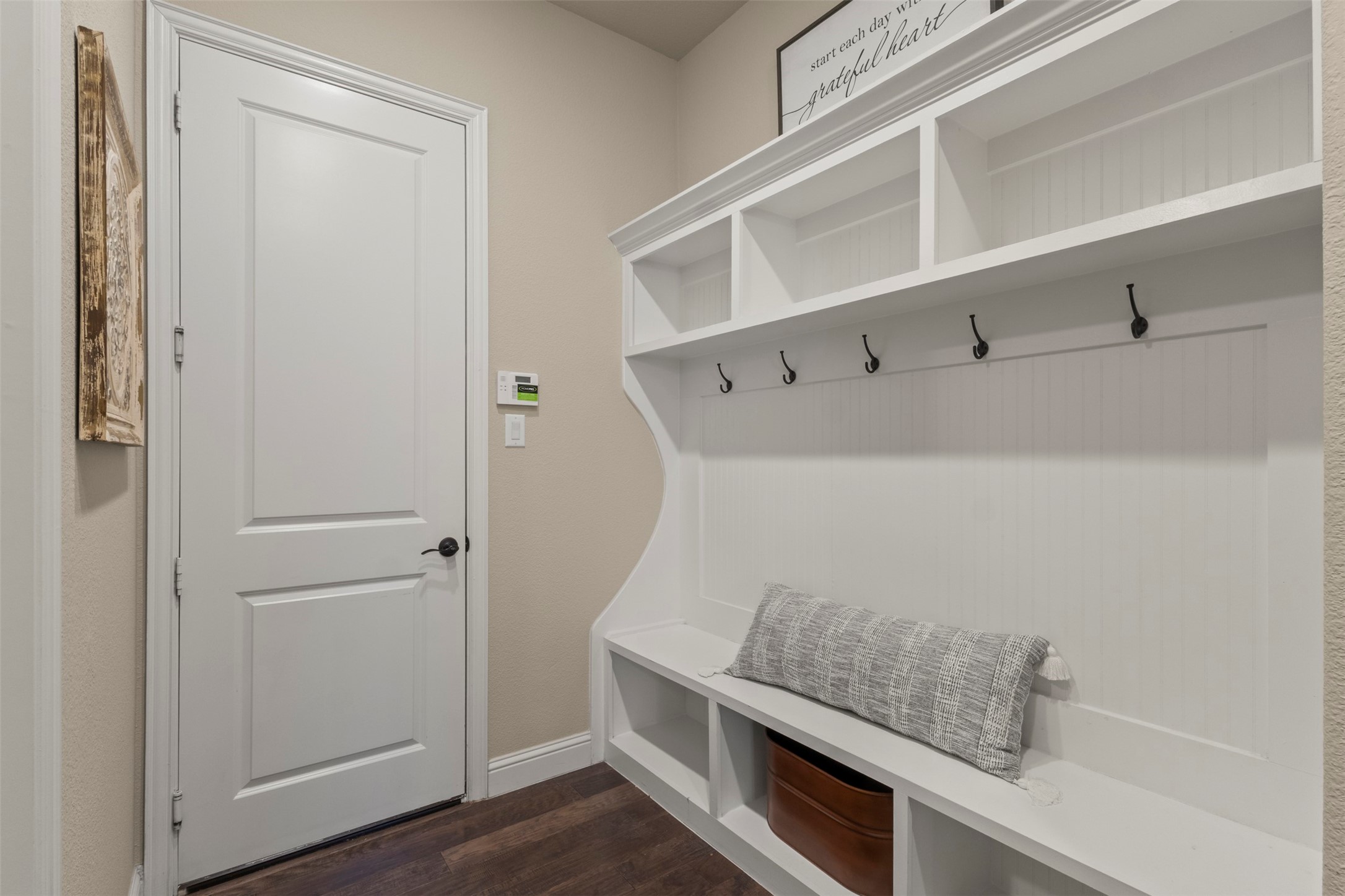 1611 Chisholm Trail